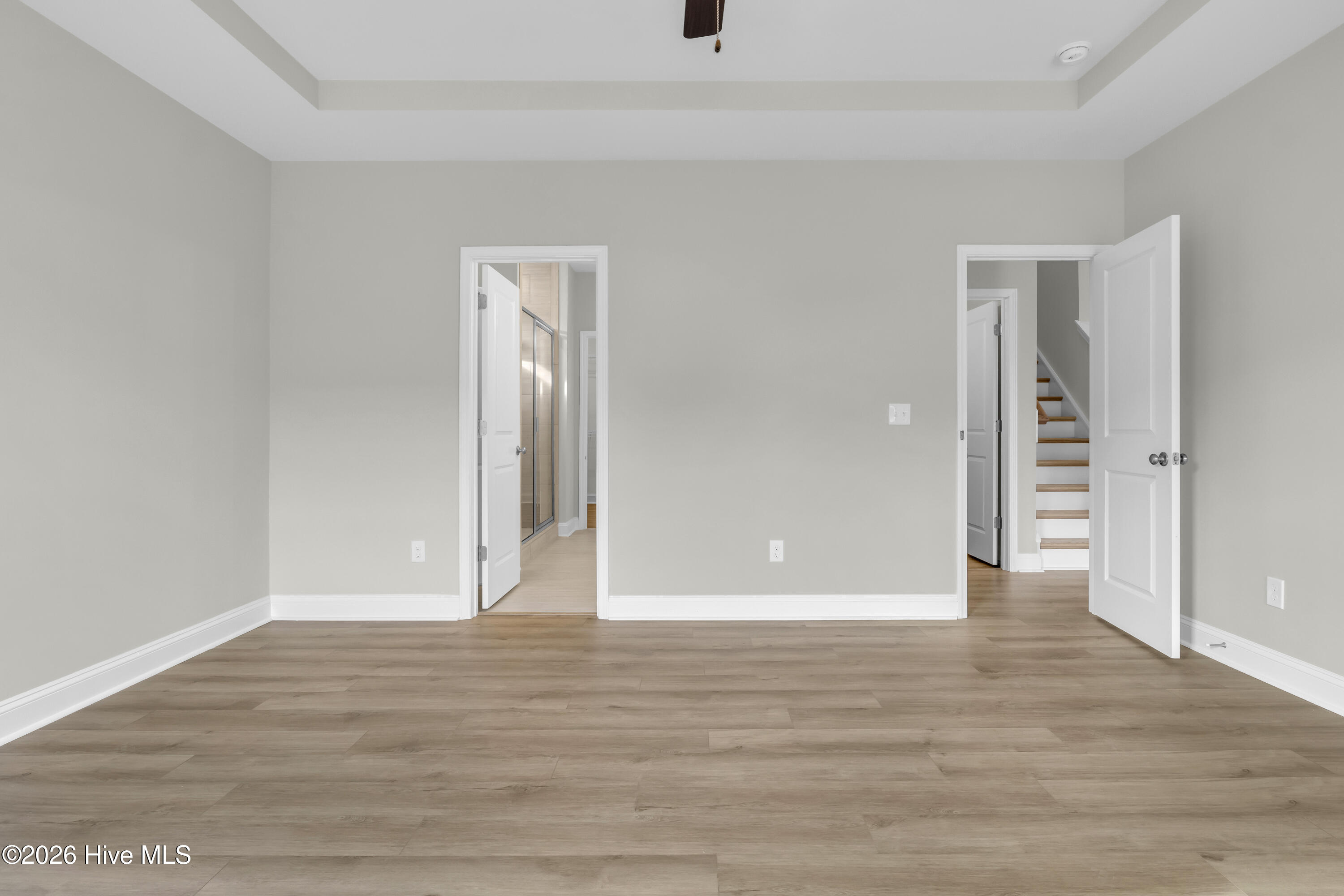 100552791 | Photo 31