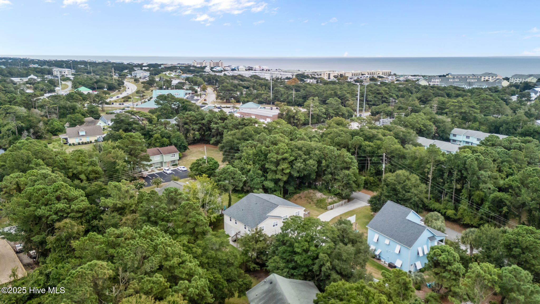 100530656 | Photo 42