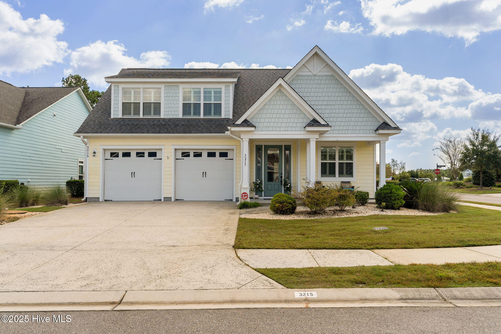 100534405 | Photo 50