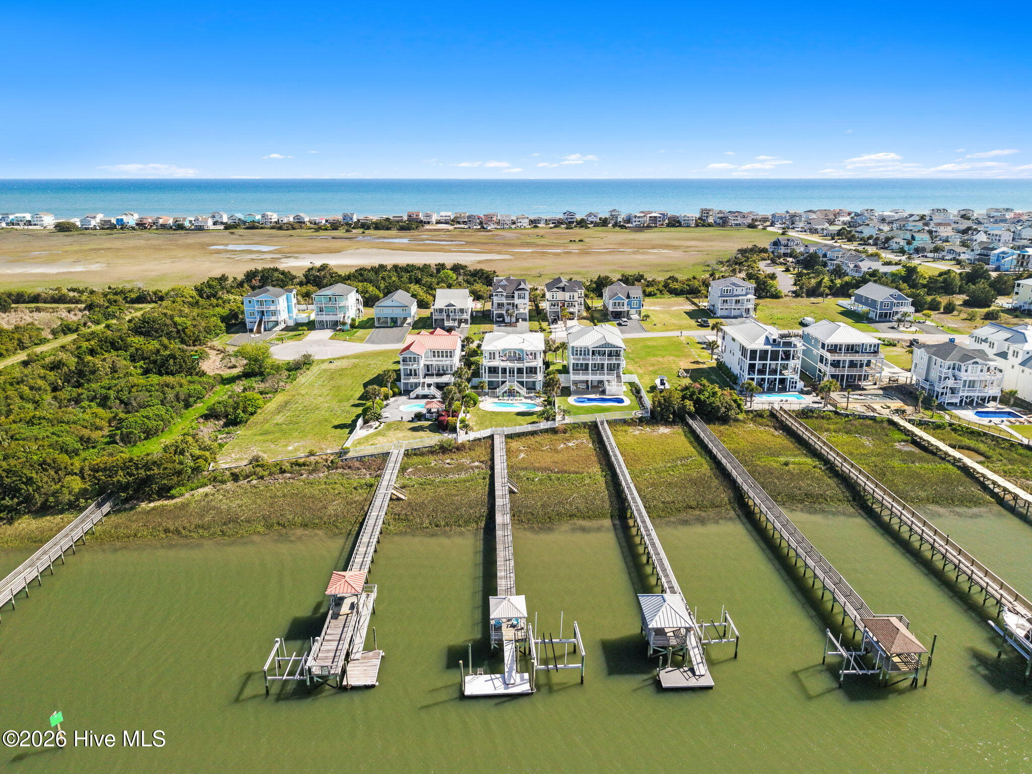 100566570 | Photo 71