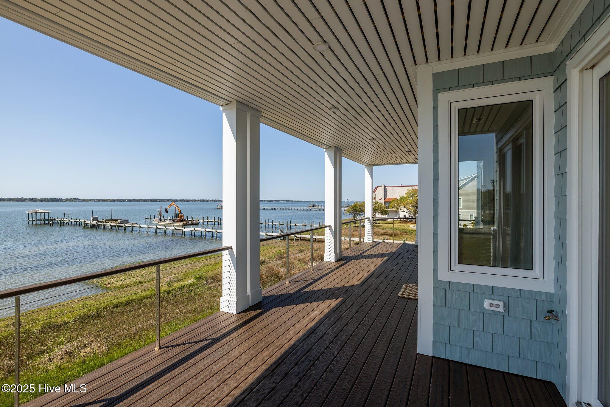 4737 S S Shore Dr Drive, Morehead City, NC, 28557