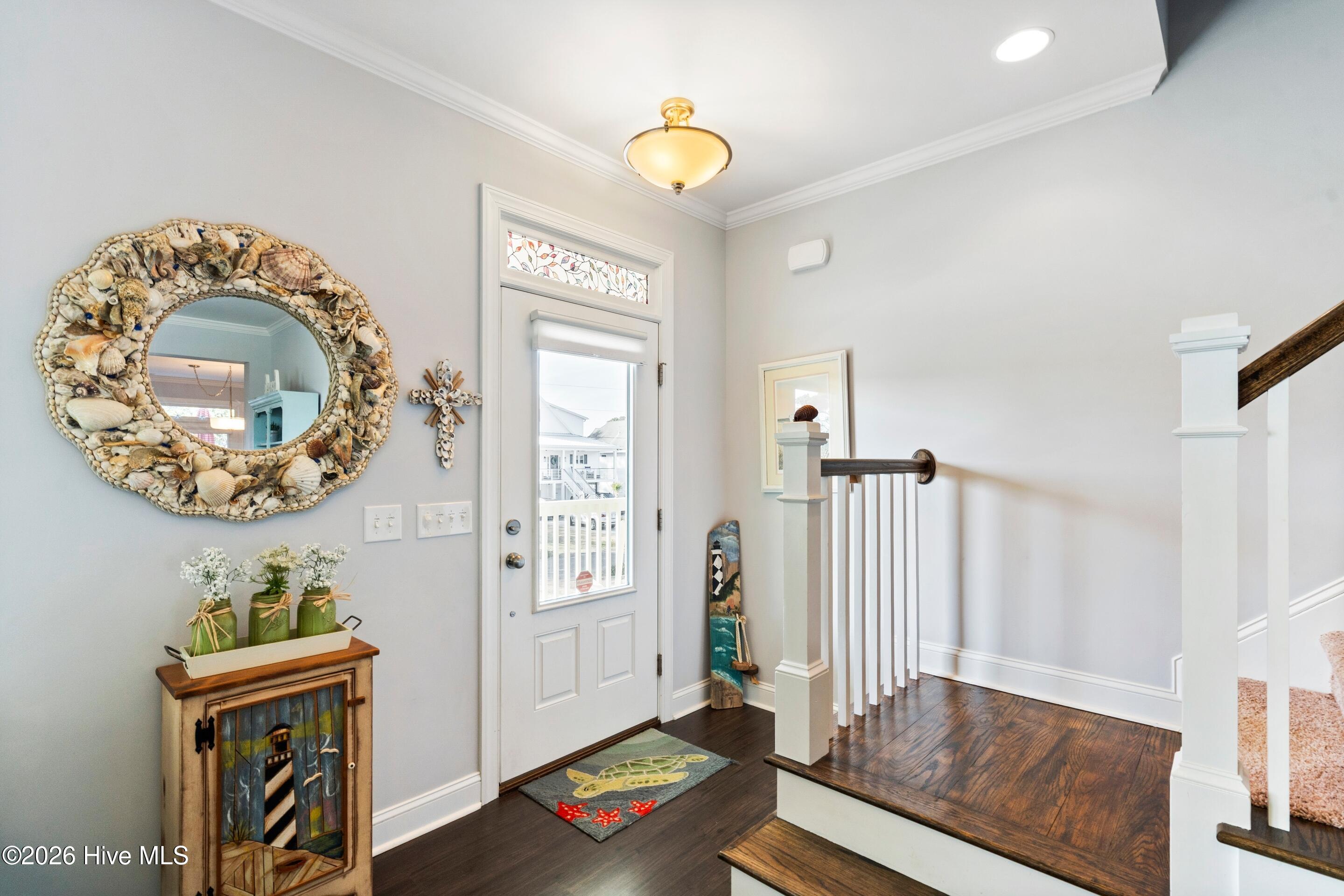 100549169 | Photo 18