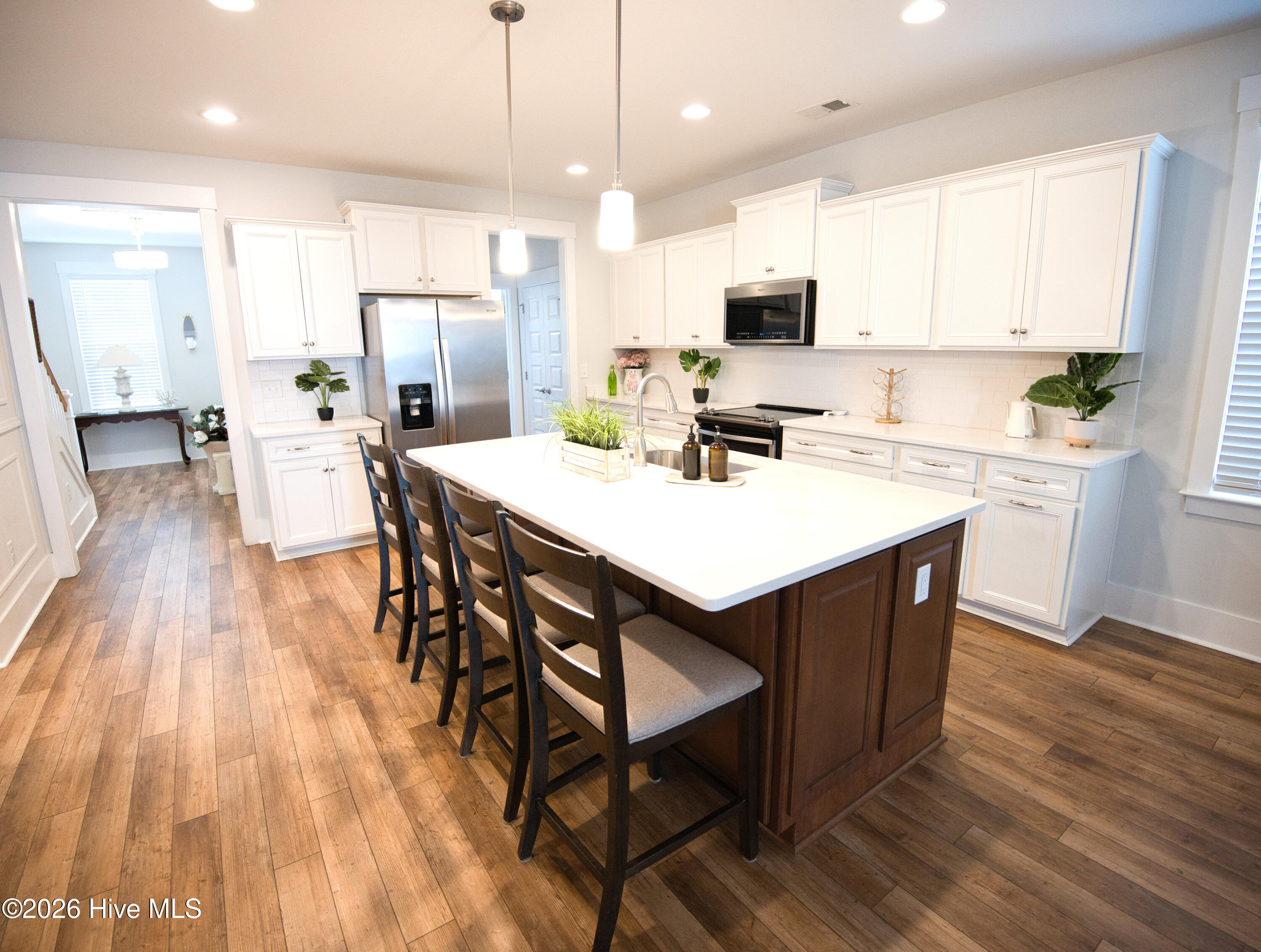 100551337 | Photo 22