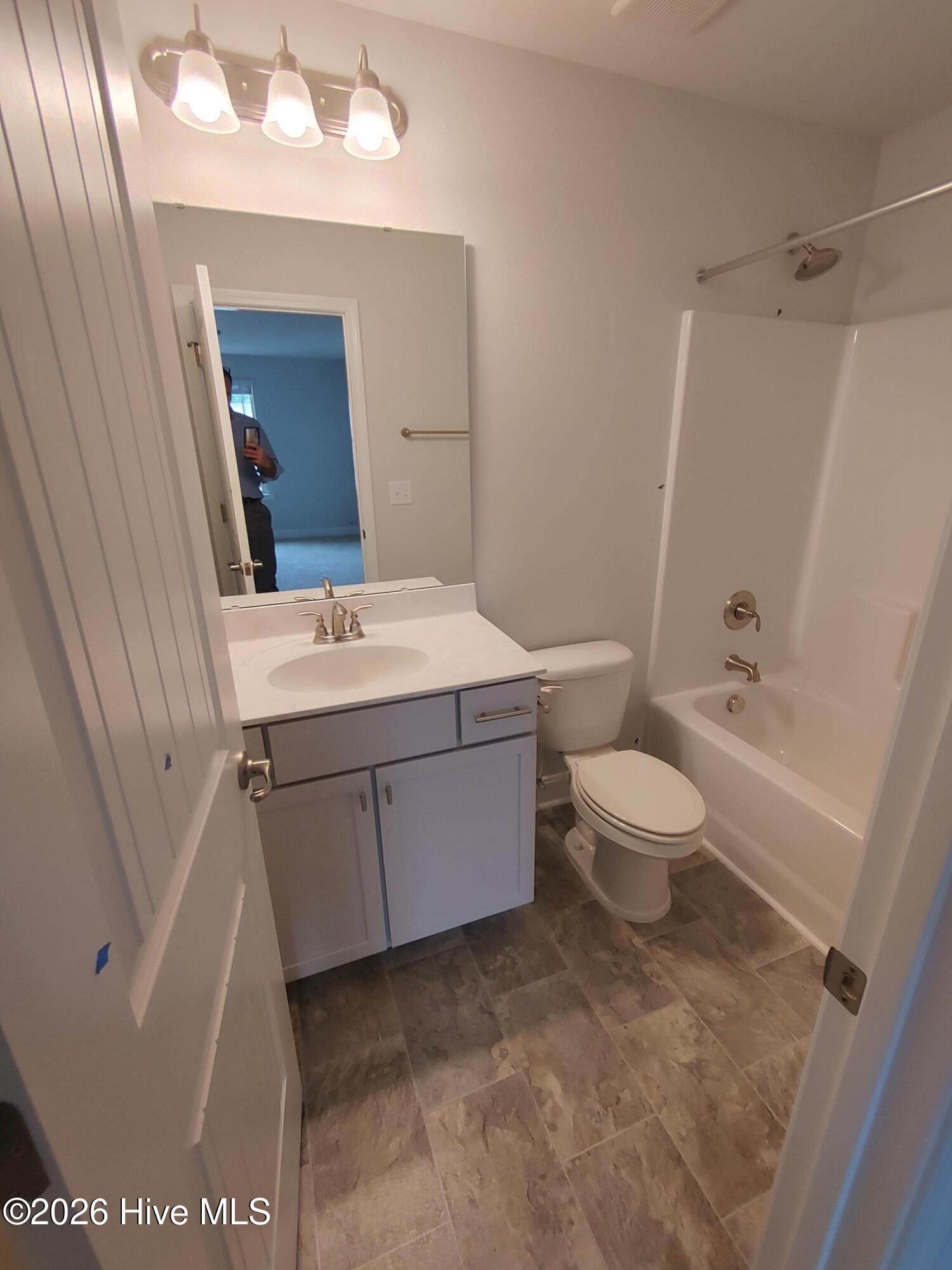 100547137 | Photo 13