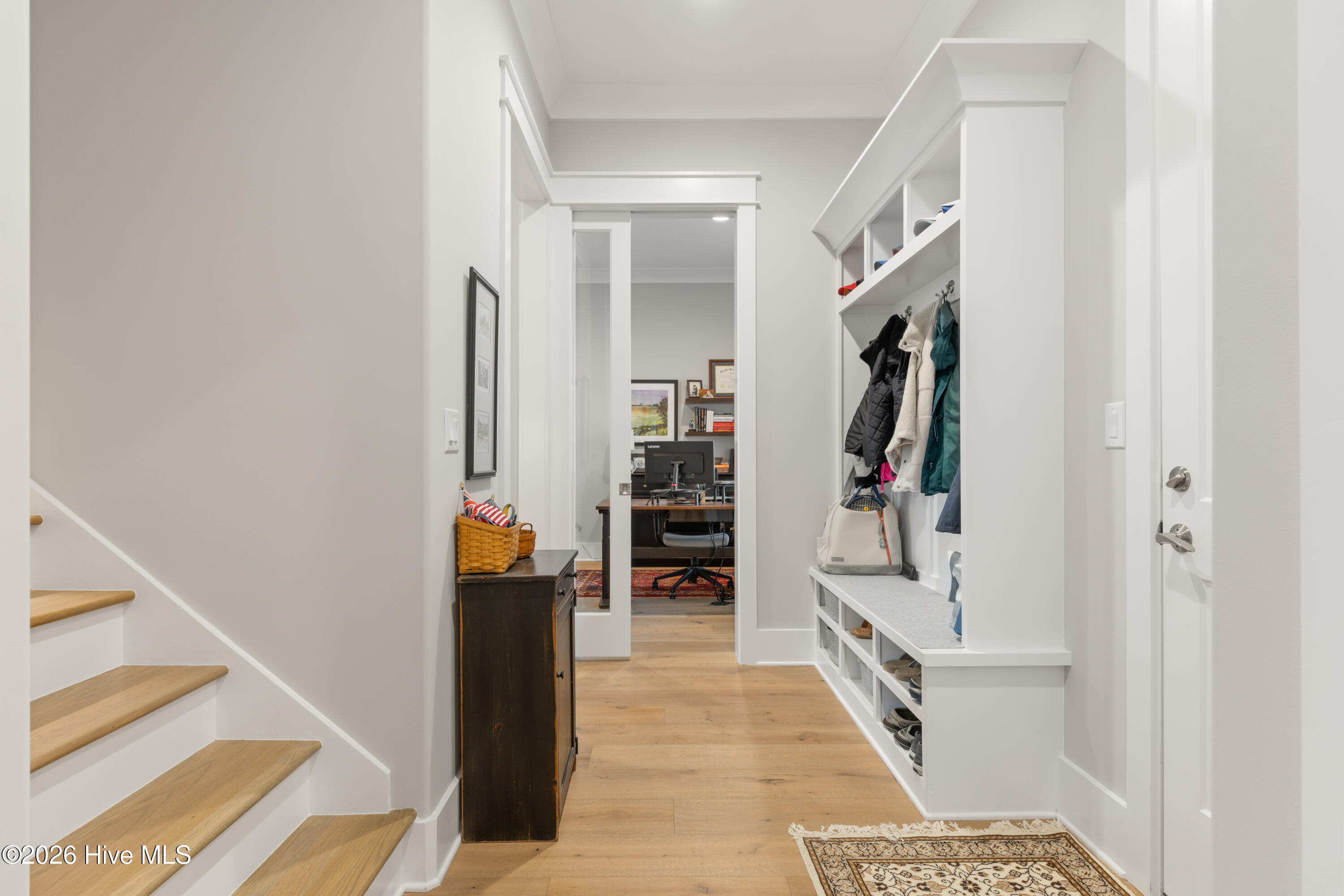 100552329 | Photo 52