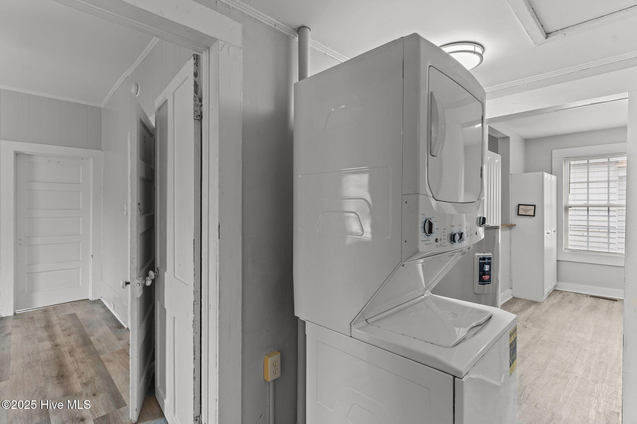 100542982 | Photo 37