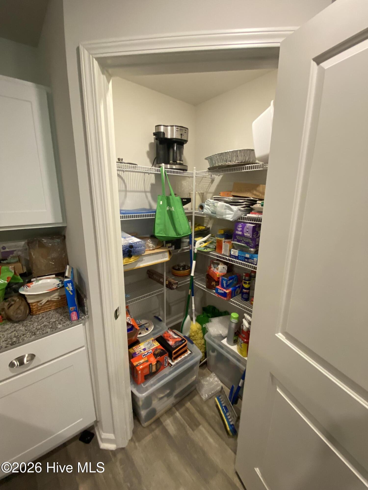 100566692 | Photo 39