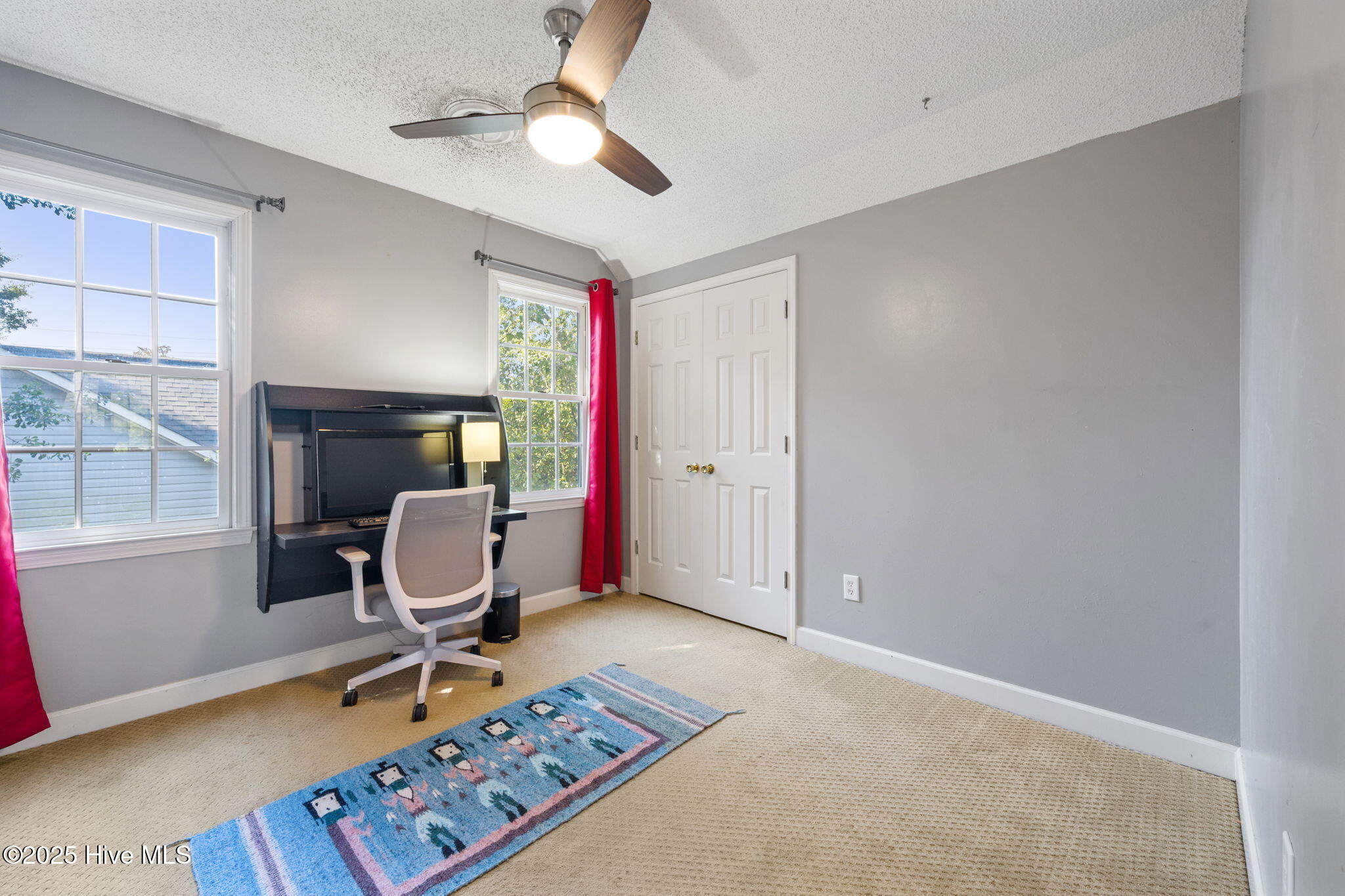 100531904 | Photo 30