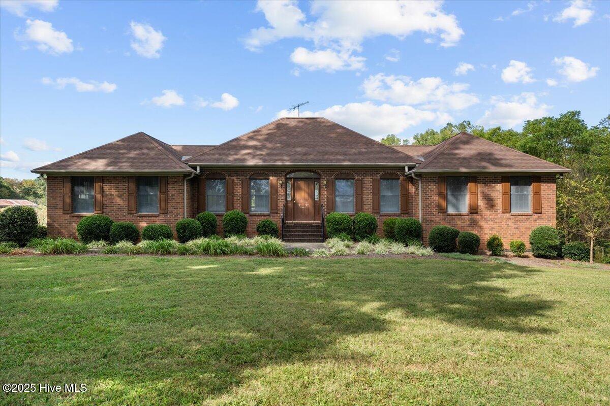 Homes for sale in Bear Creek, NC | 6464 Bonlee Bennett Rd, Bear Creek, NC 27207 | MLS# 100537512