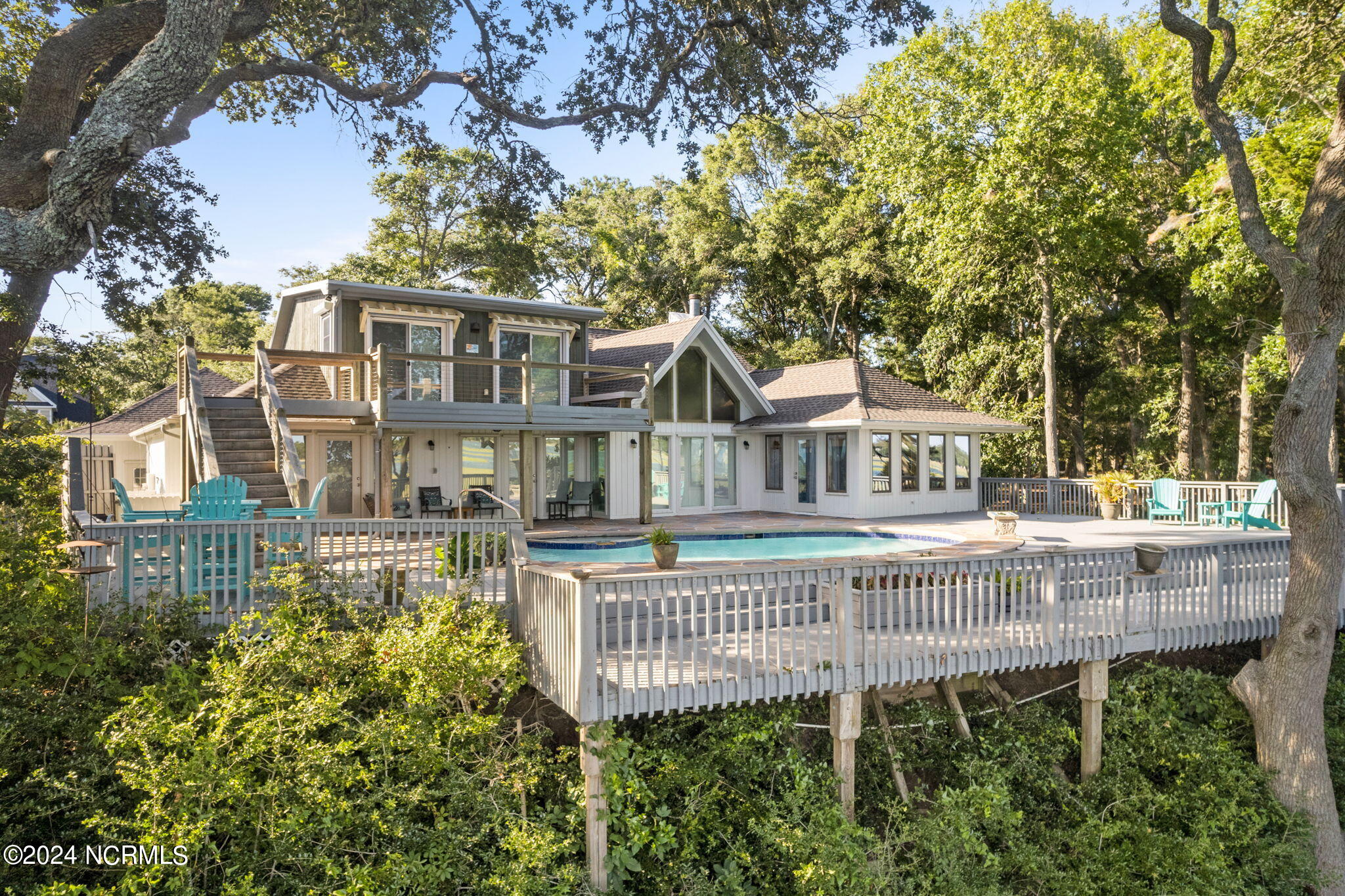 100555679 | Photo 39