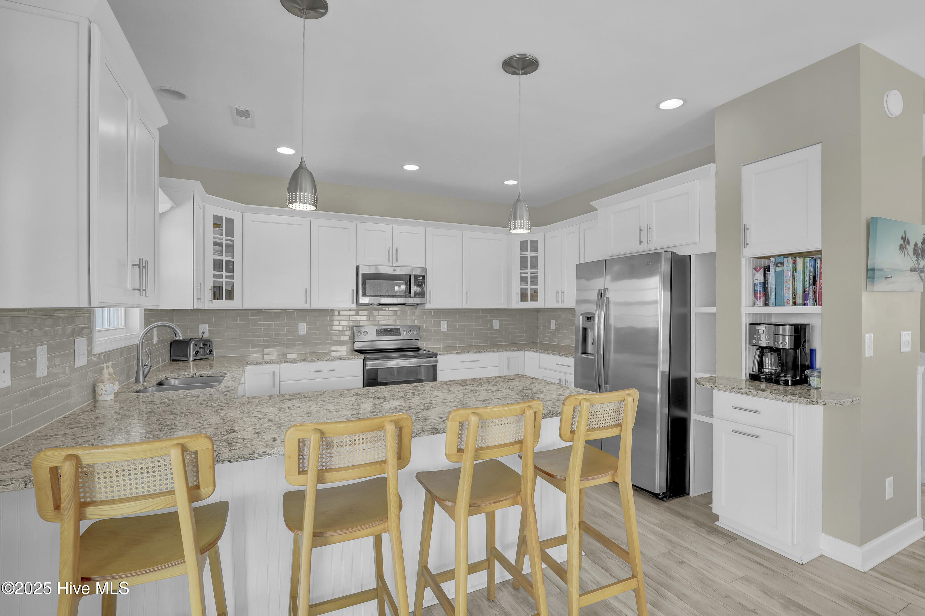 132 Reeves Street, North Topsail Beach, NC 28460 – photo 10: 6G8A3024