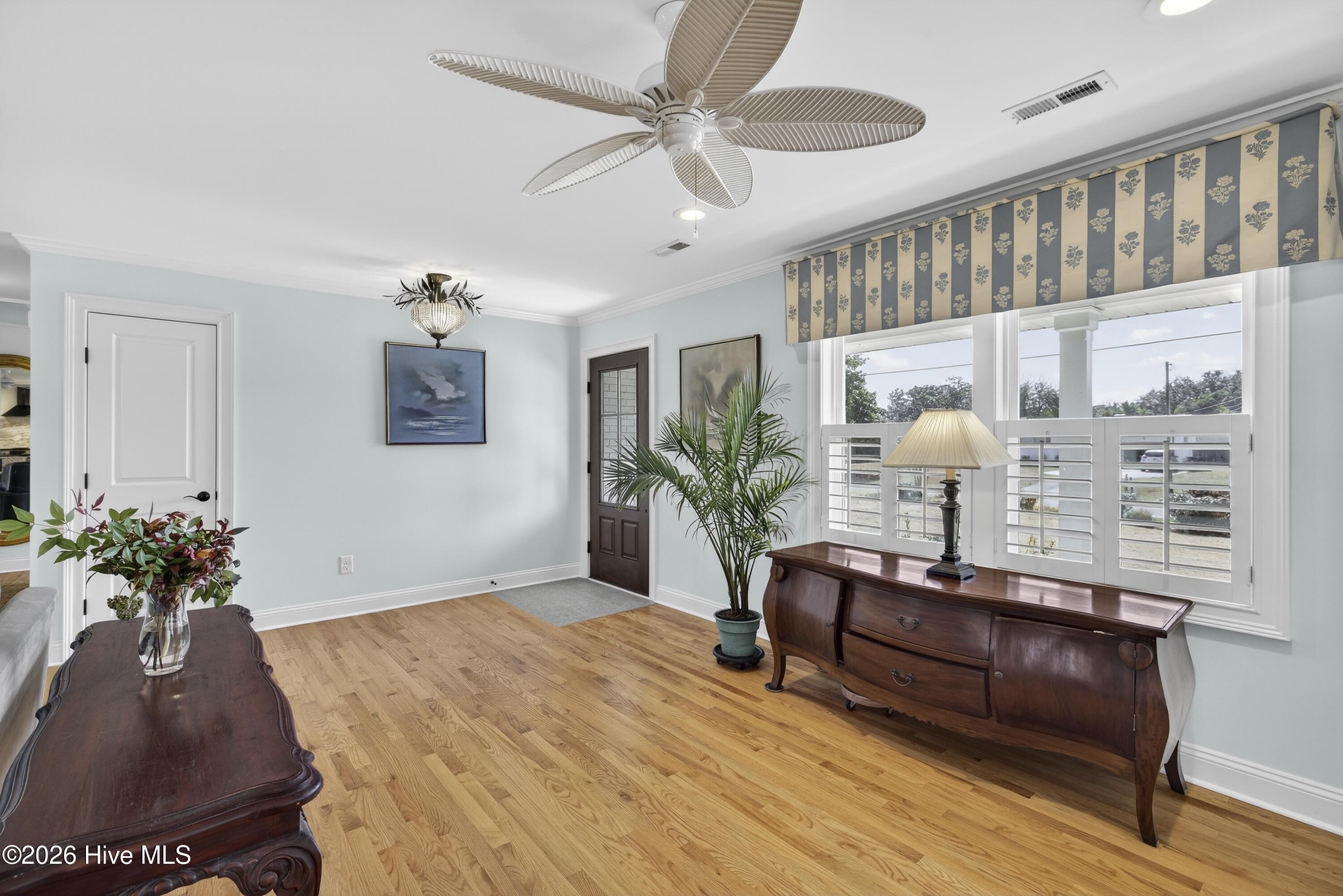 100559114 | Photo 21