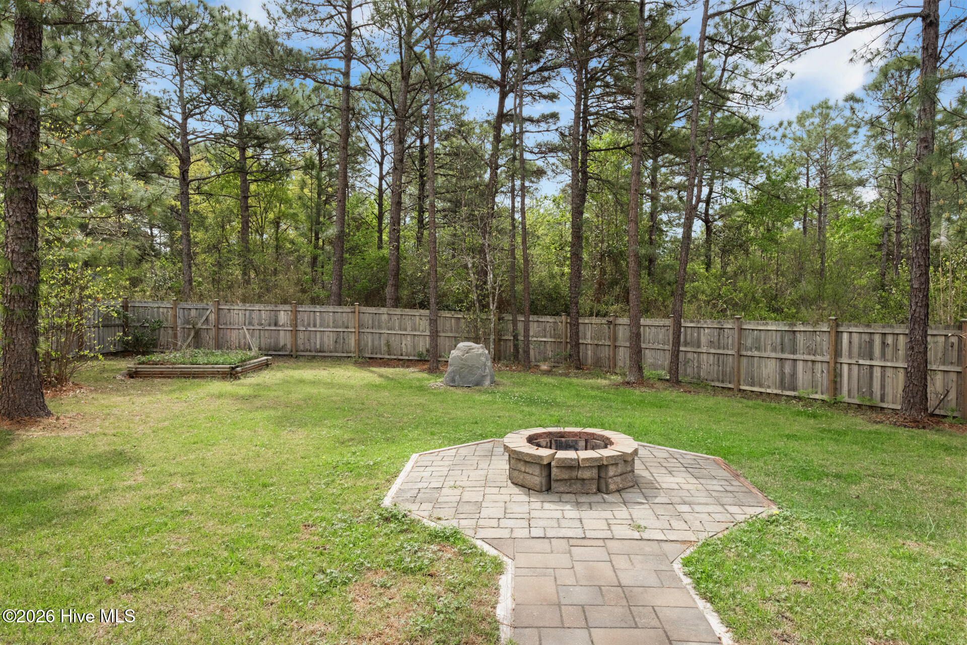 100566608 | Photo 87