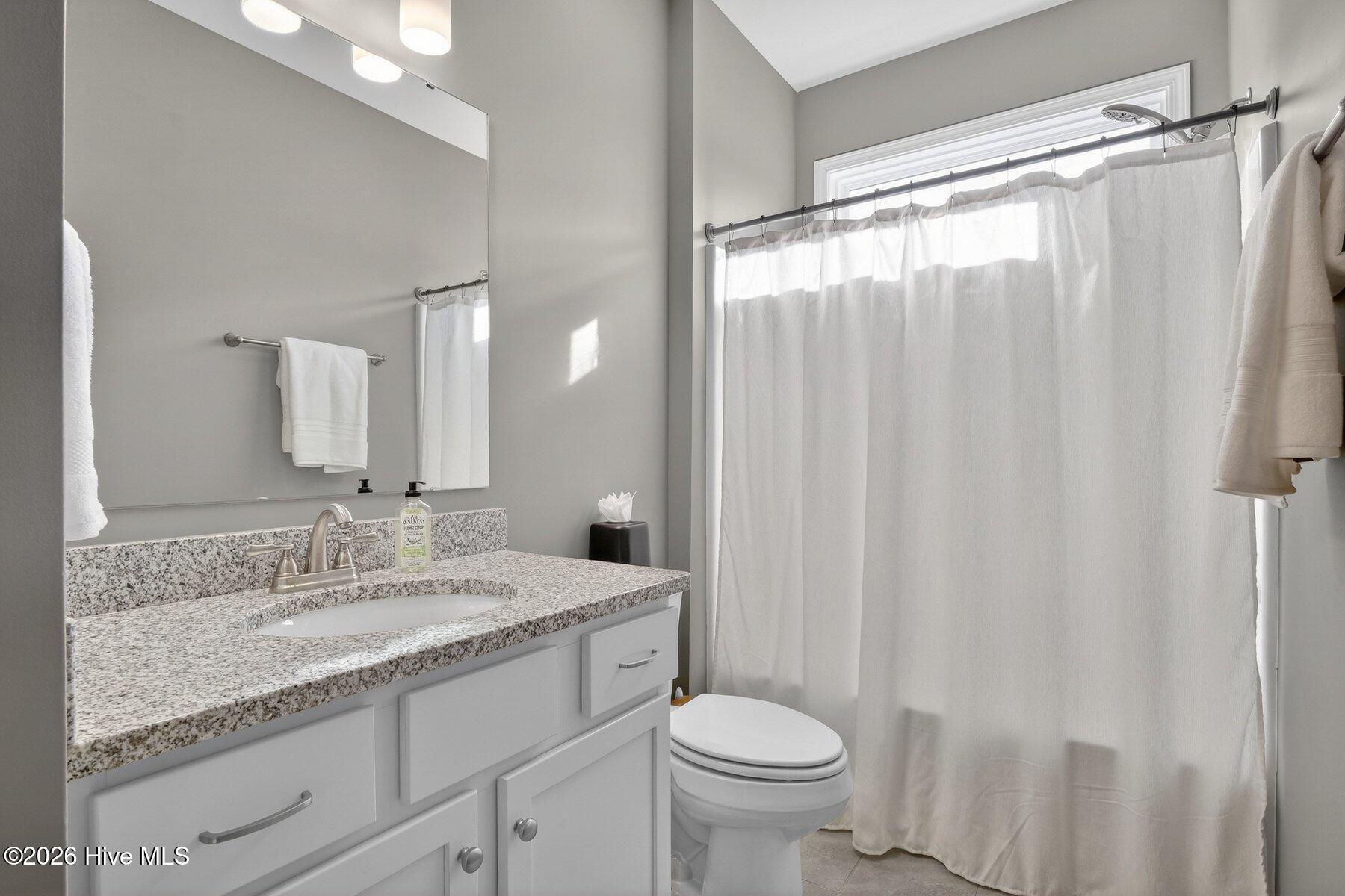 100552199 | Photo 19