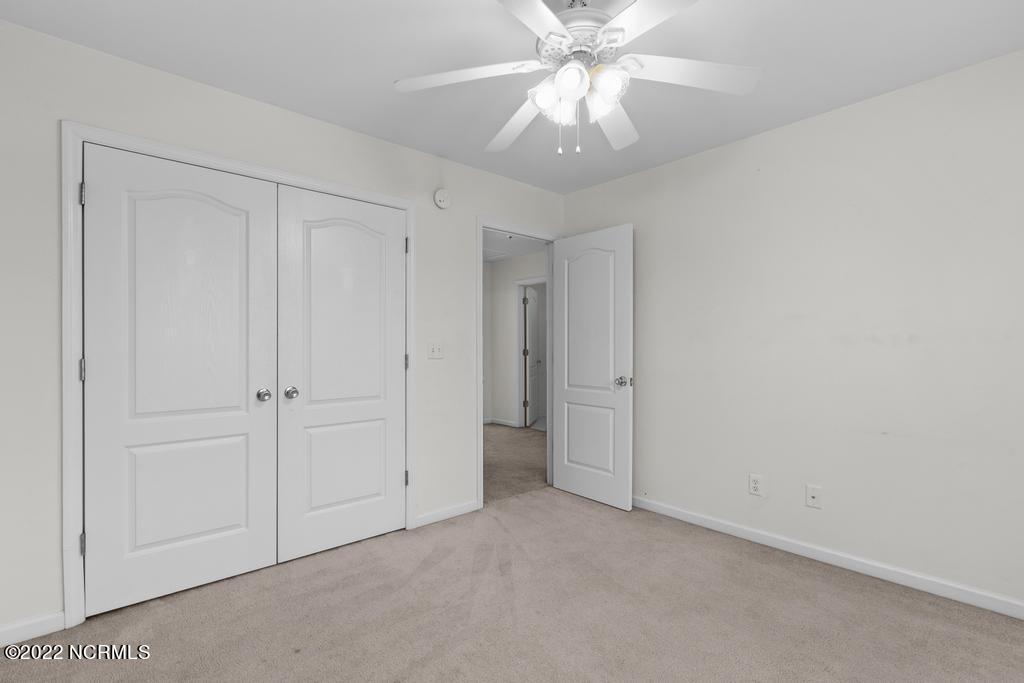 100553009 | Photo 17