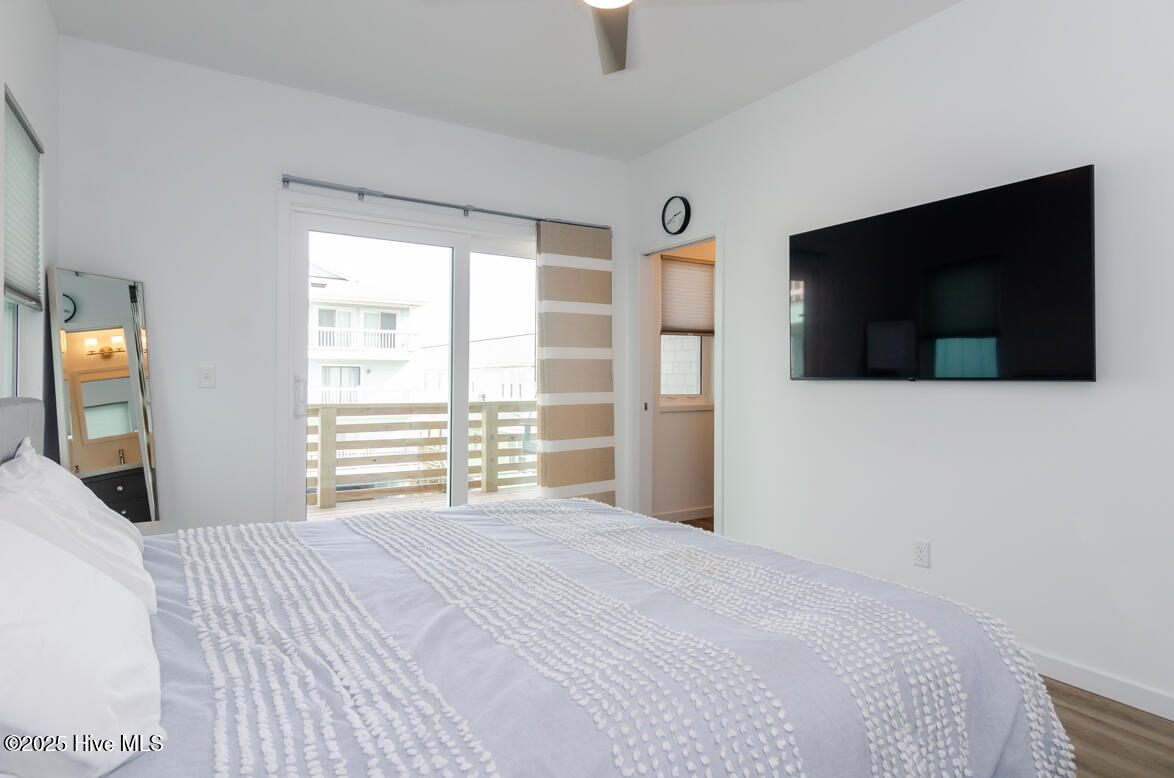 100549304 | Photo 24