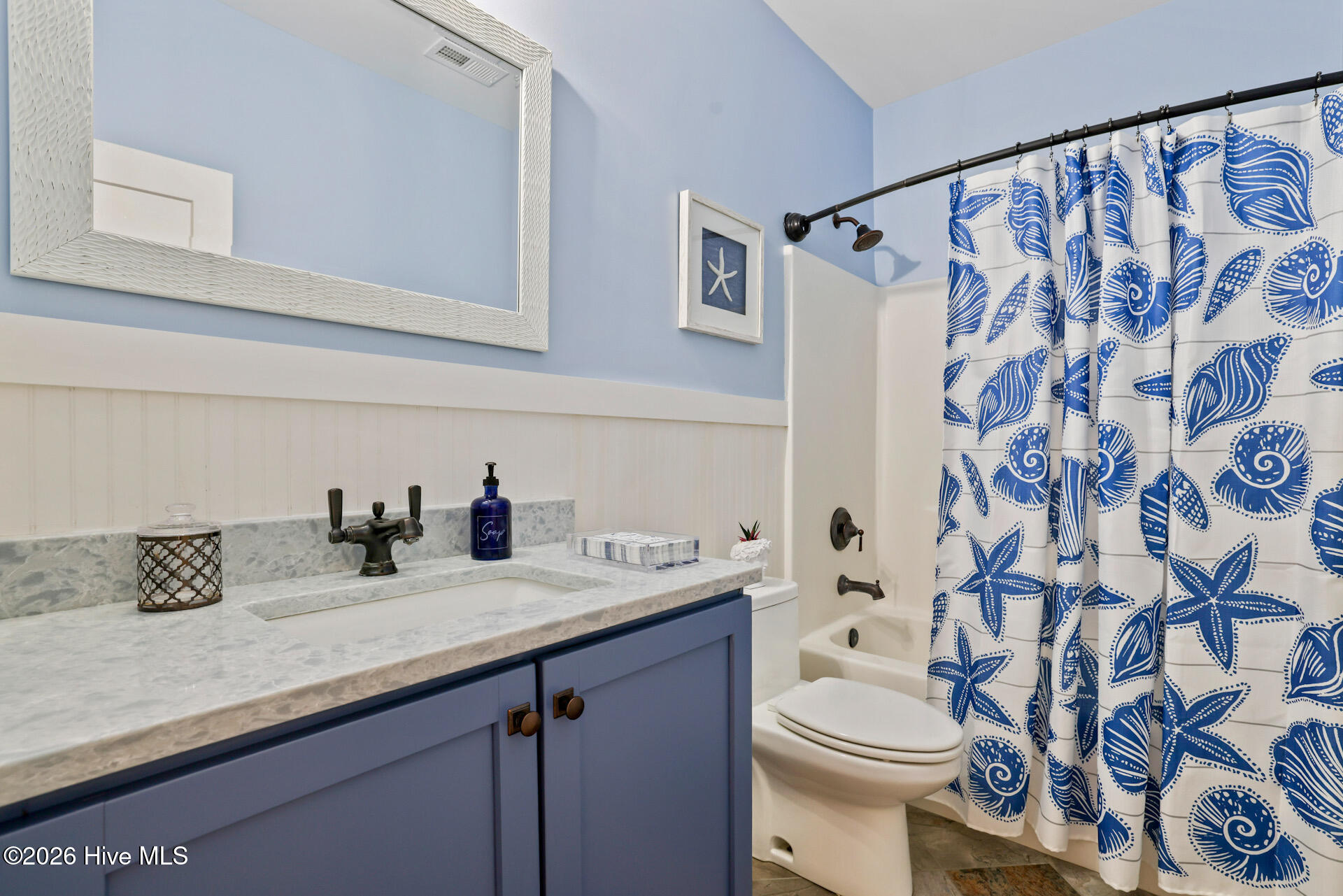 100567174 | Photo 28