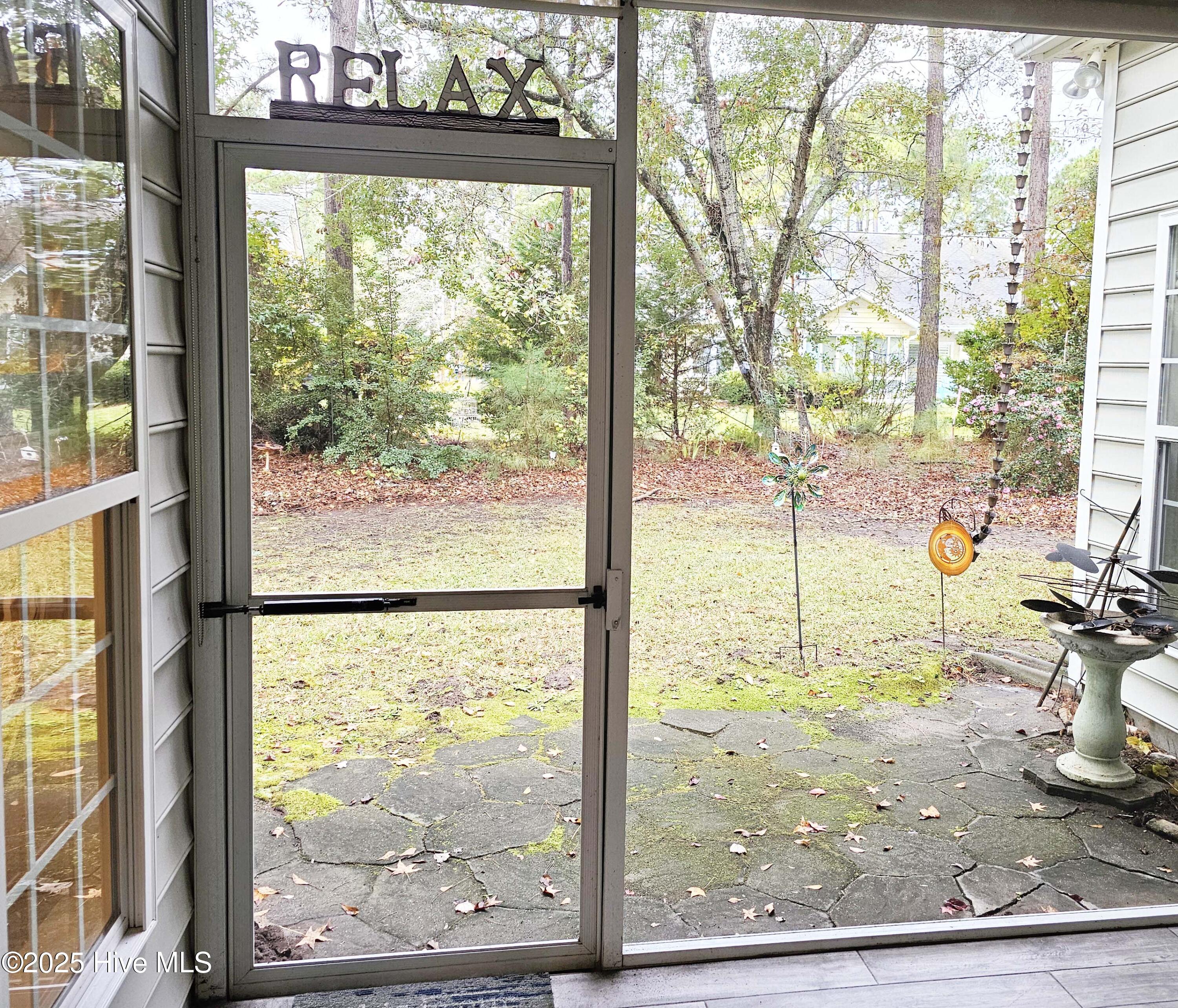 100540219 | Photo 14