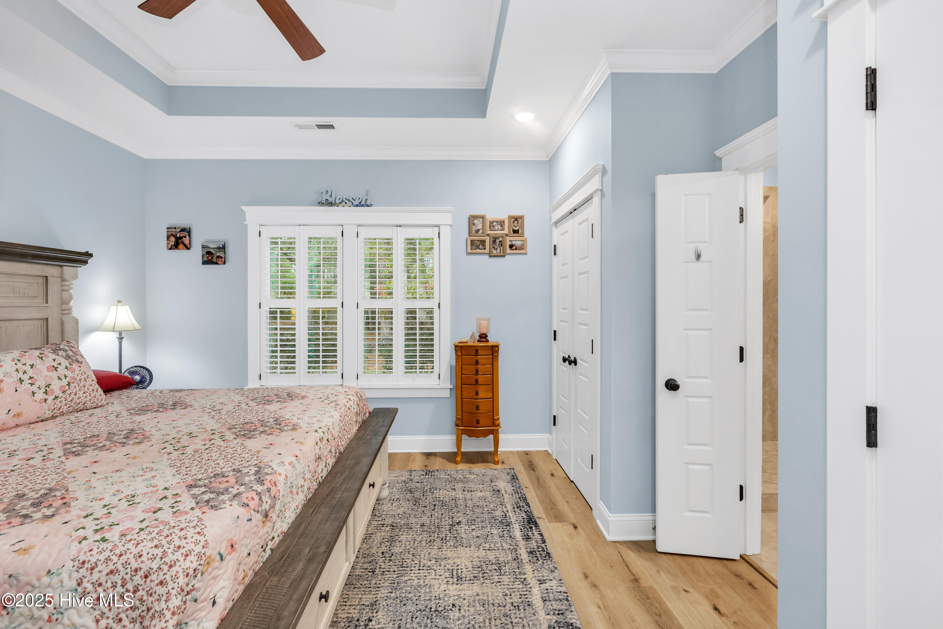 100540432 | Photo 18