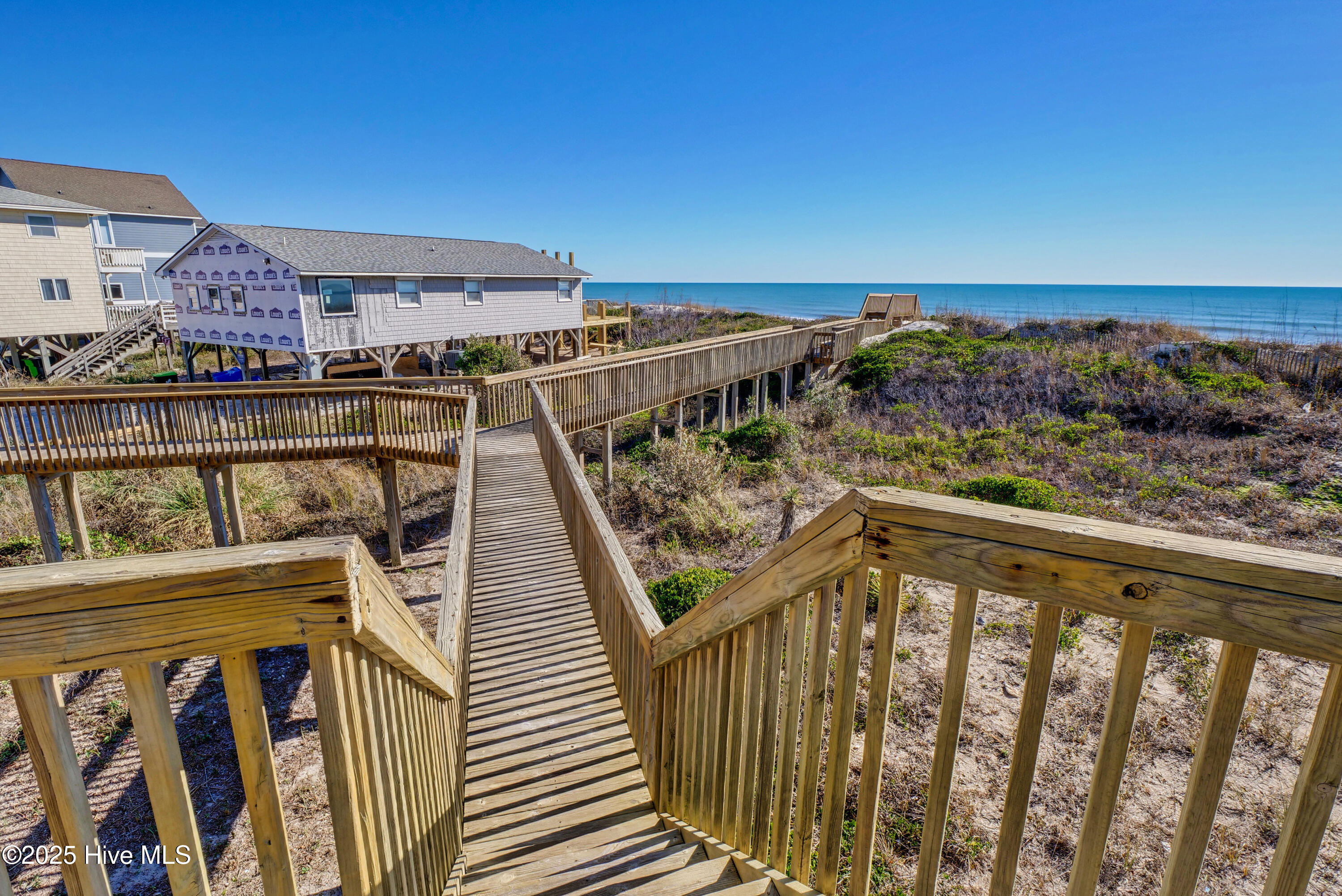 100538972 | Photo 28