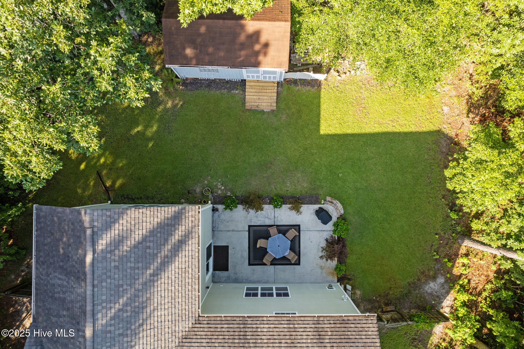 100521115 | Photo 62