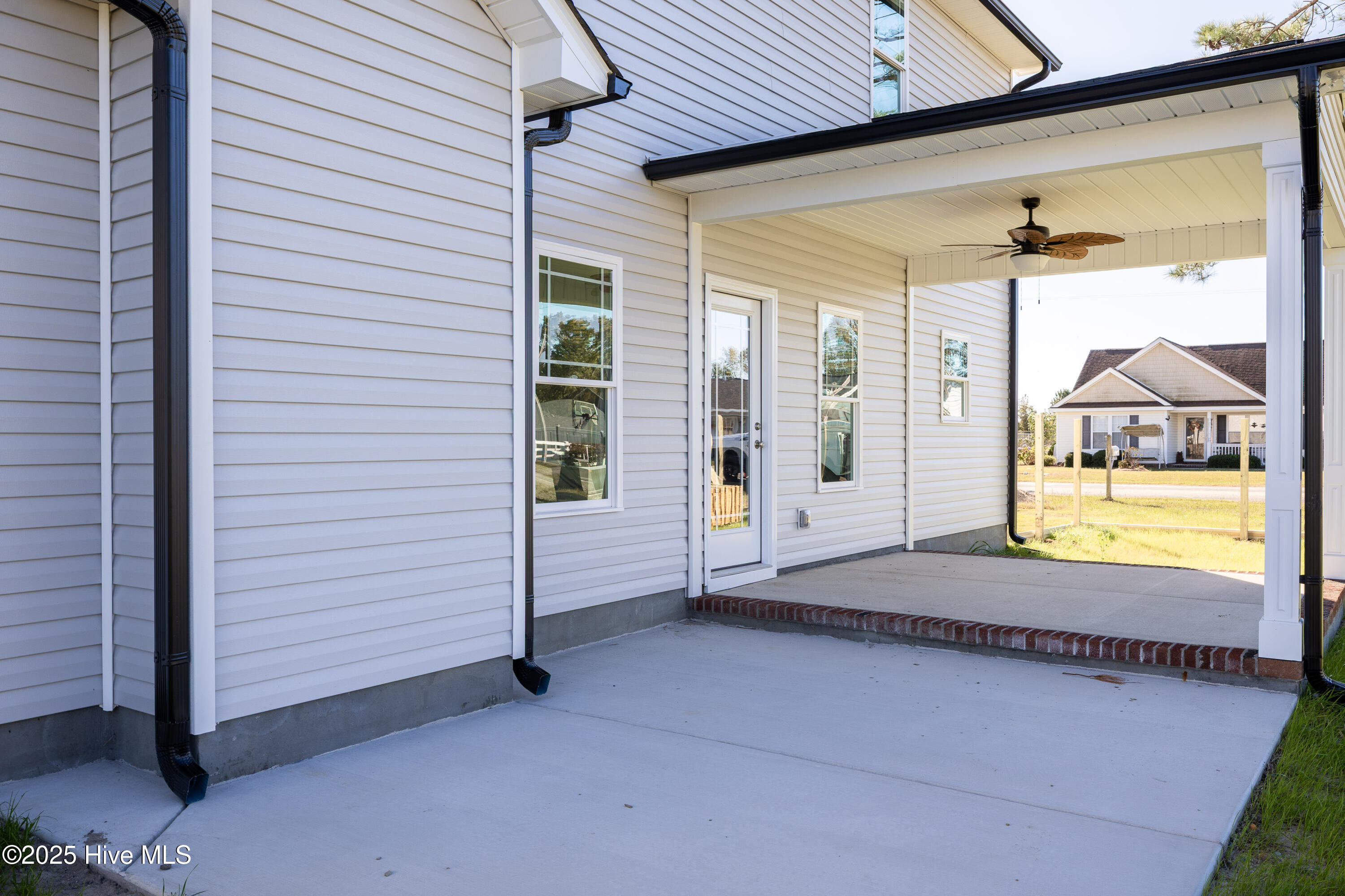 Homes for sale in Clinton, NC | 101 Sunny Acres Ln, Clinton, NC 28328 | MLS# 100530007