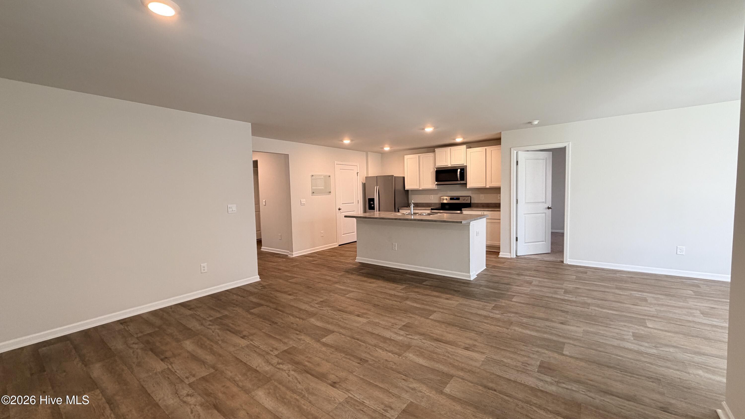 100549167 | Photo 10