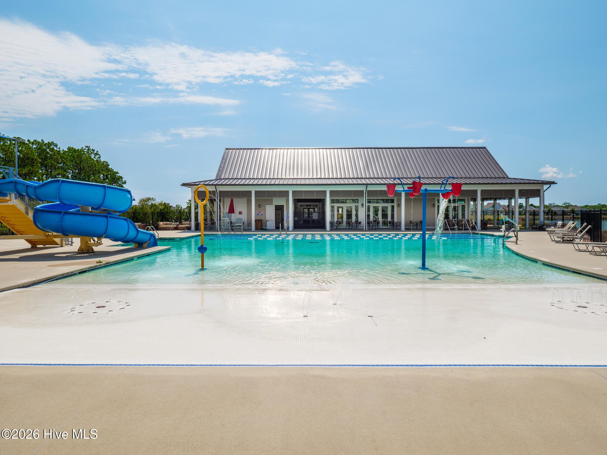 100556500 | Photo 49