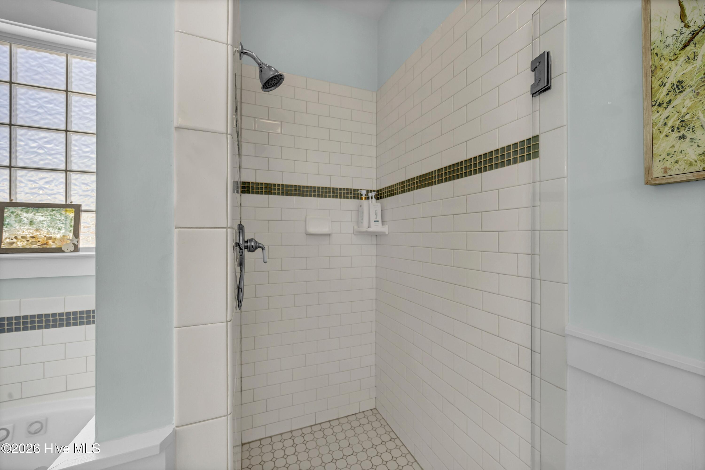 100554814 | Photo 26