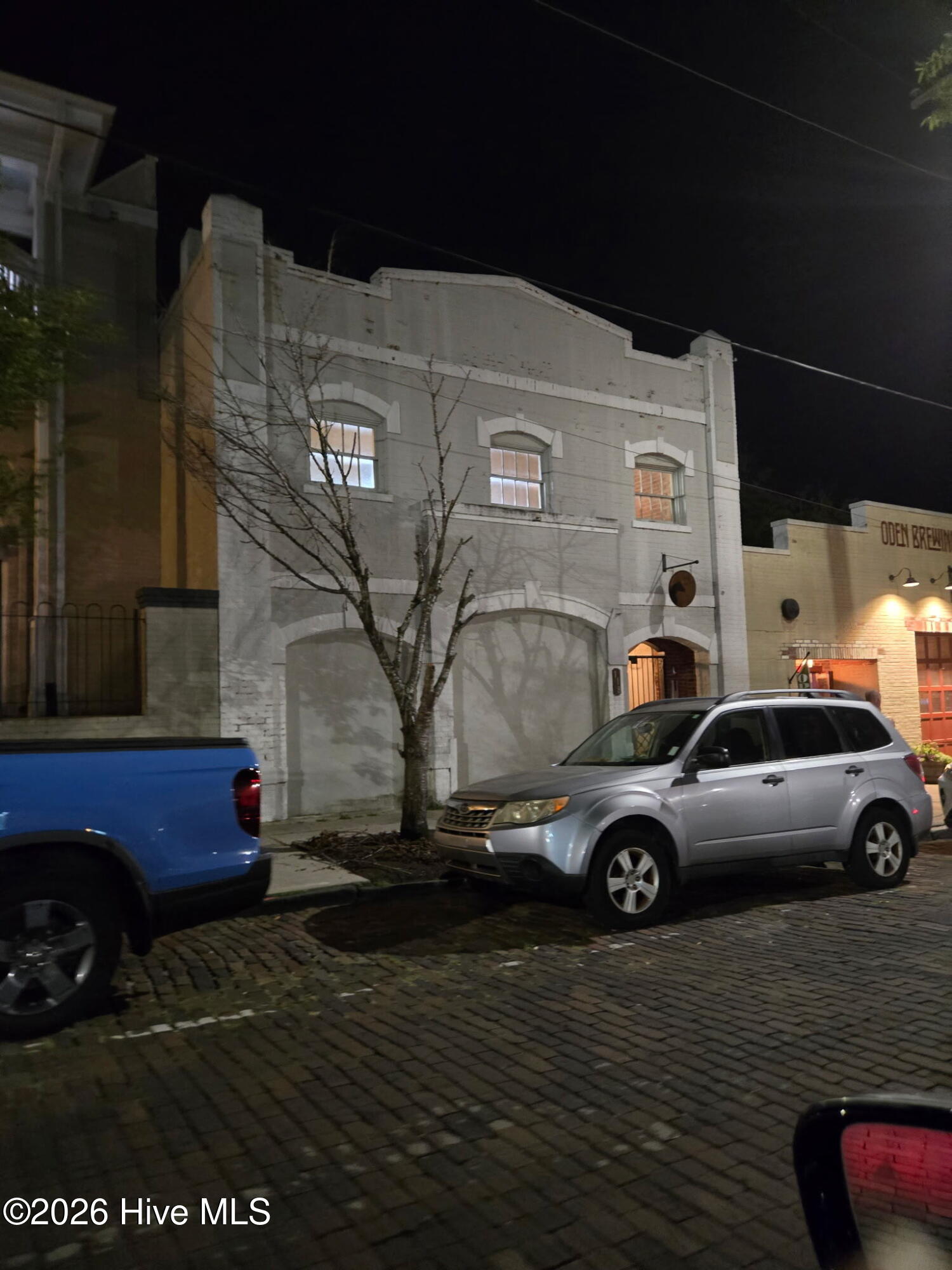 2nd image of 118 Dock St #Apt 2, Wilmington, NC 28401 | MLS# 100598068