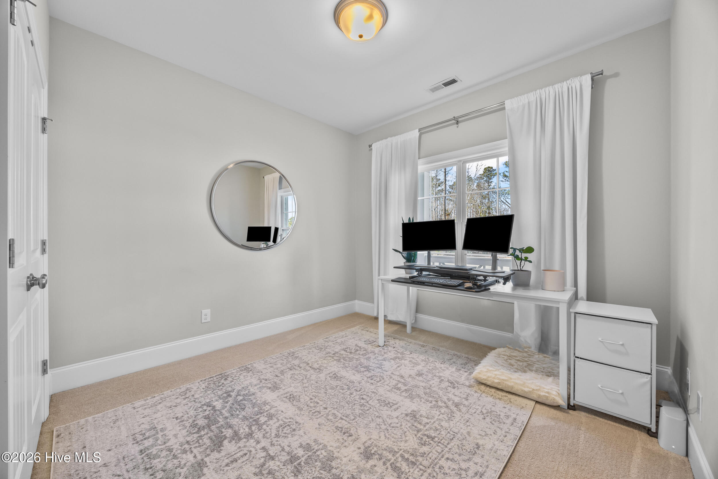 100550953 | Photo 32