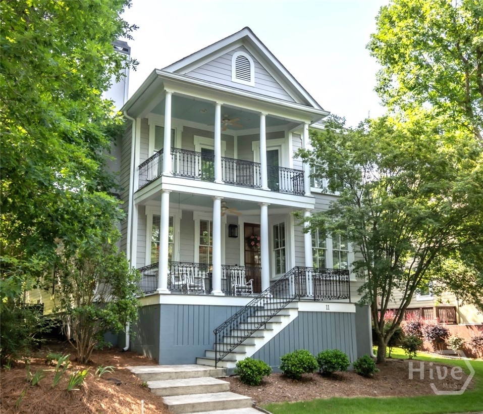 Property at 11 Chestnut Oak Run