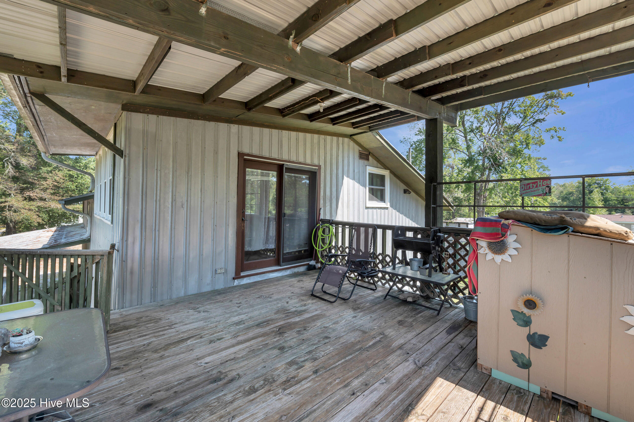 100532115 | Photo 72