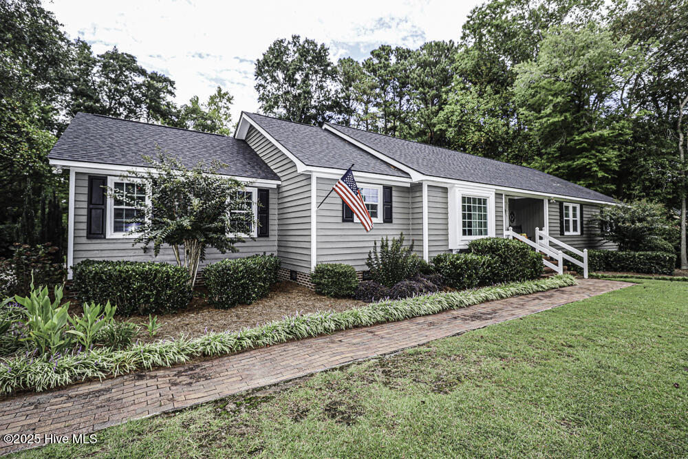 325 Old Coach Road, Rocky Mount, NC, 27804