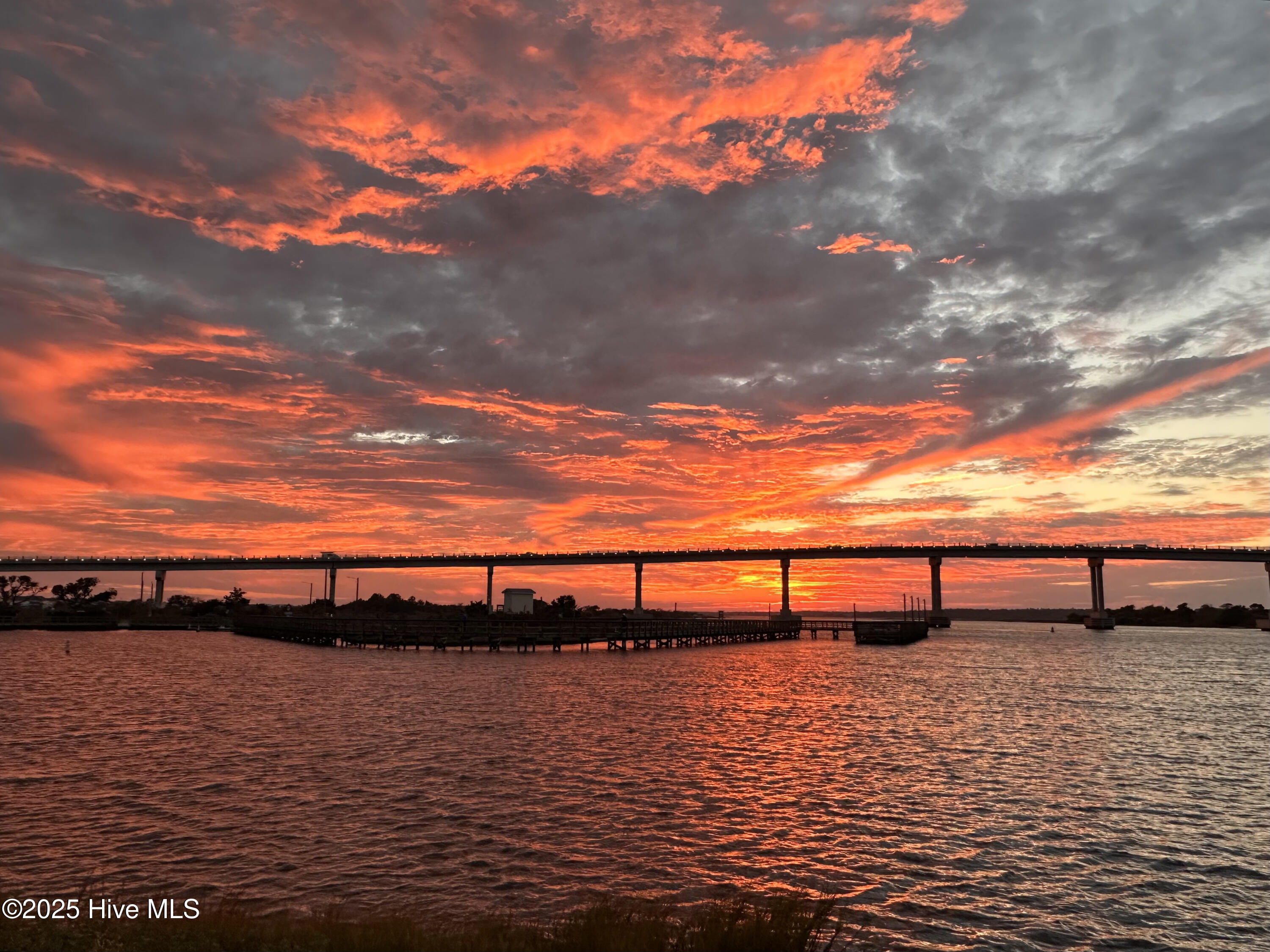 100543221 | Photo 26