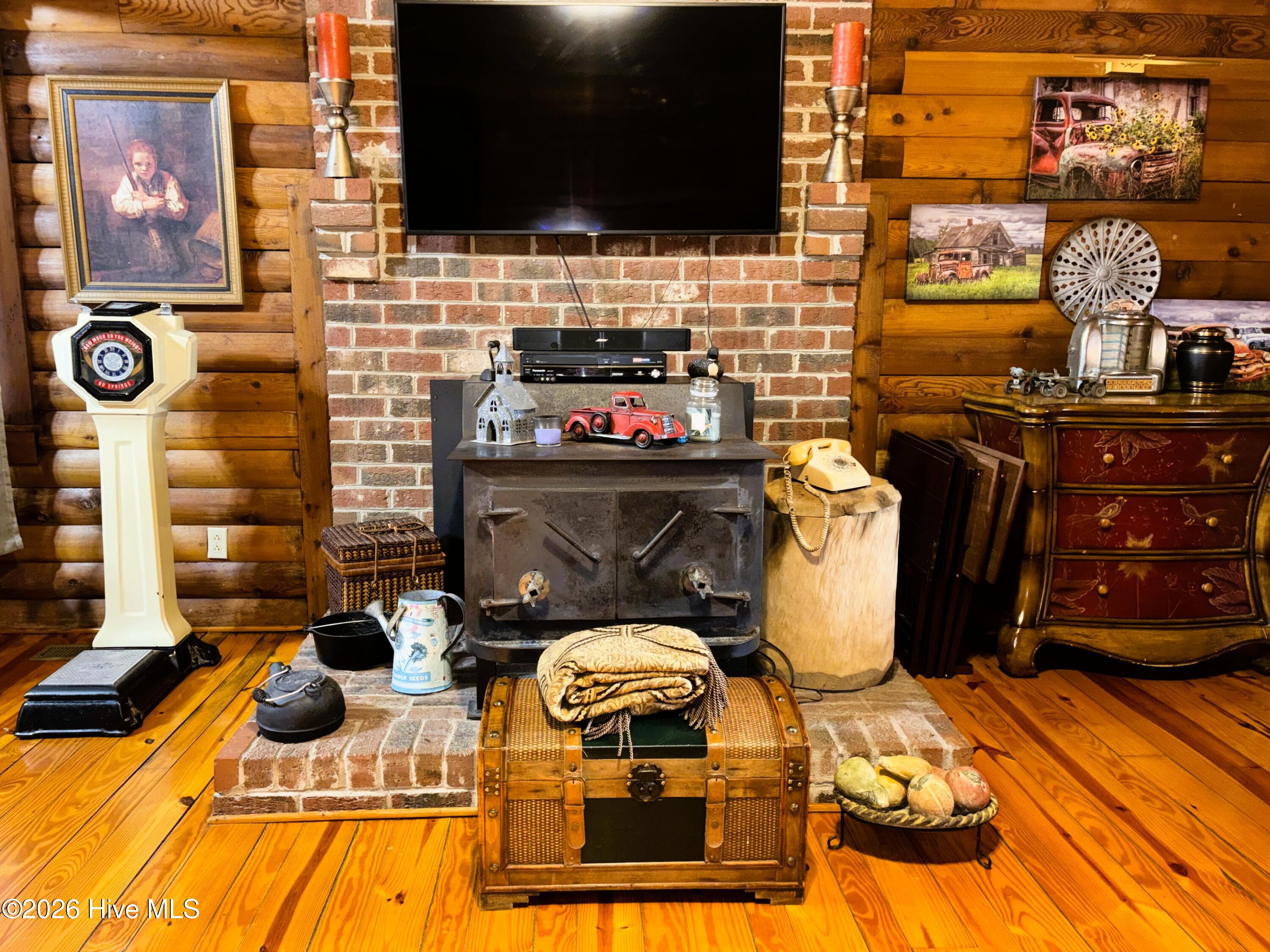 100554196 | Photo 11