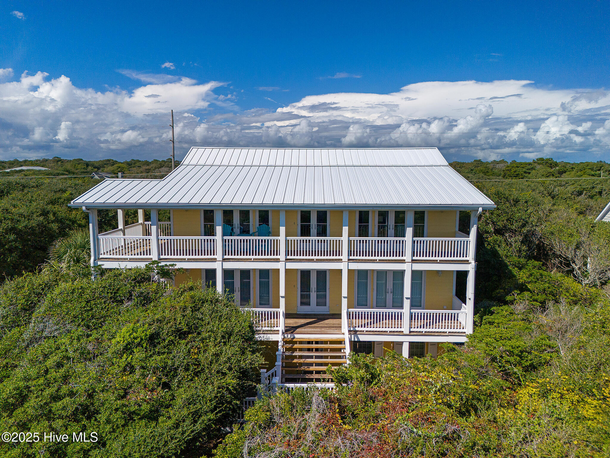 Homes for sale in Pine Knoll Shores, NC | 124 Dogwood Cir, Pine Knoll Shores, NC 28512 | MLS# 100533952