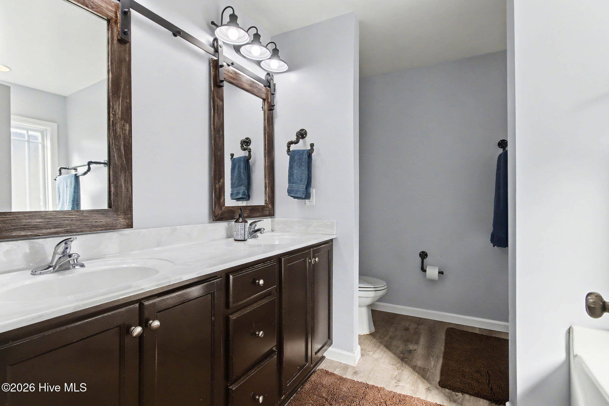 100546516 | Photo 17