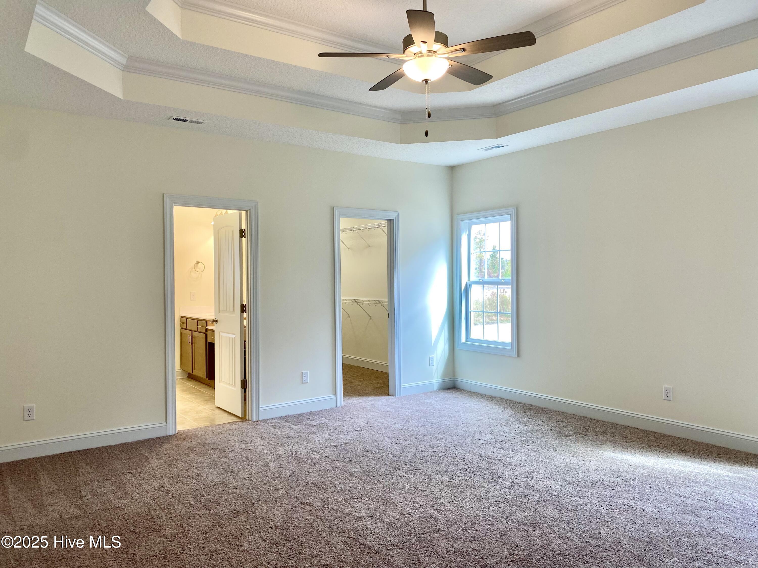 100483147 | Photo 12