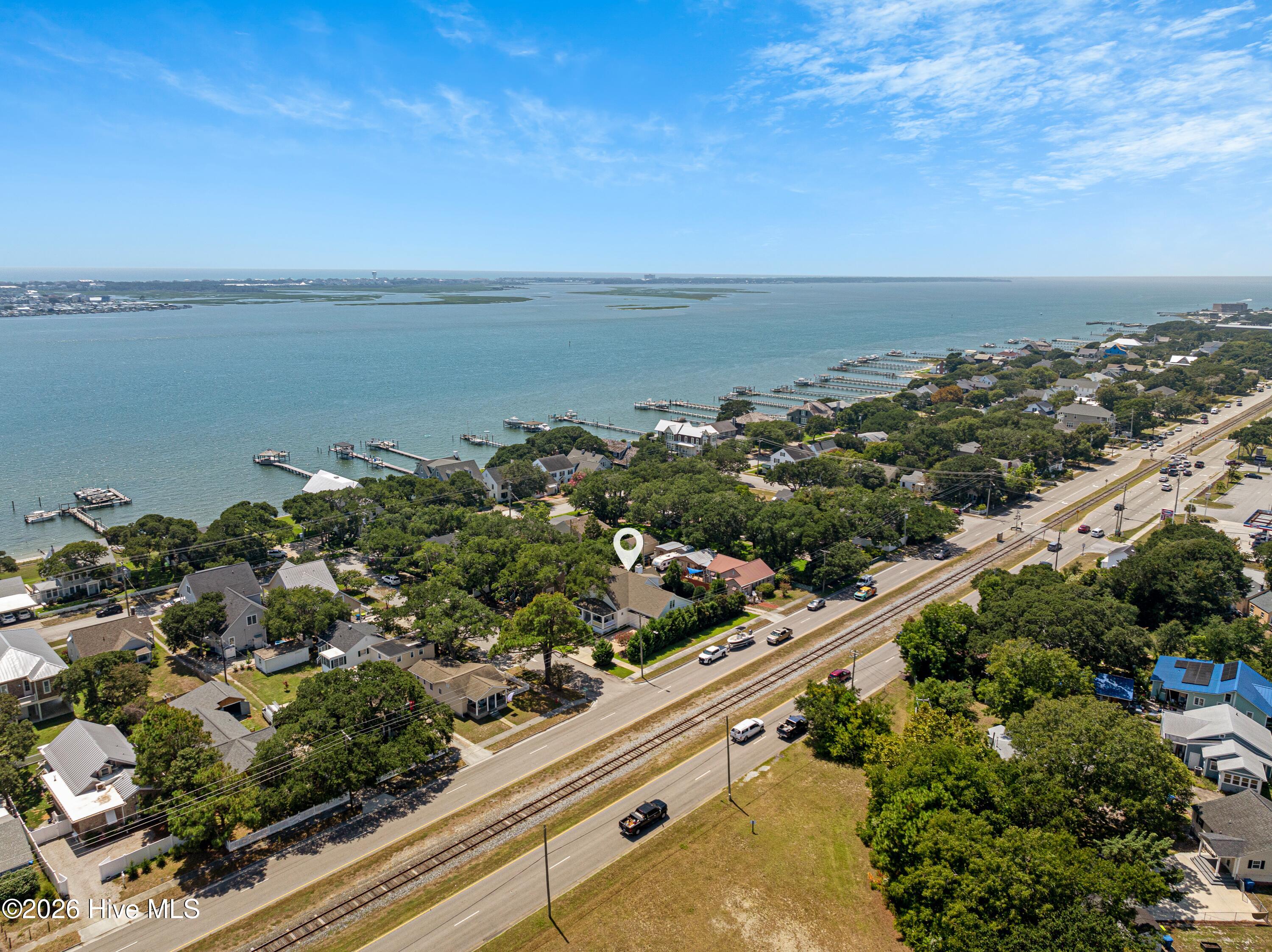 100 S 27th Street,Morehead City