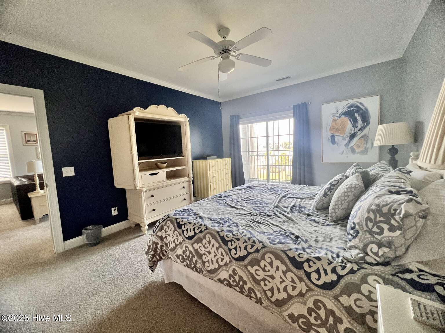 100557265 | Photo 18