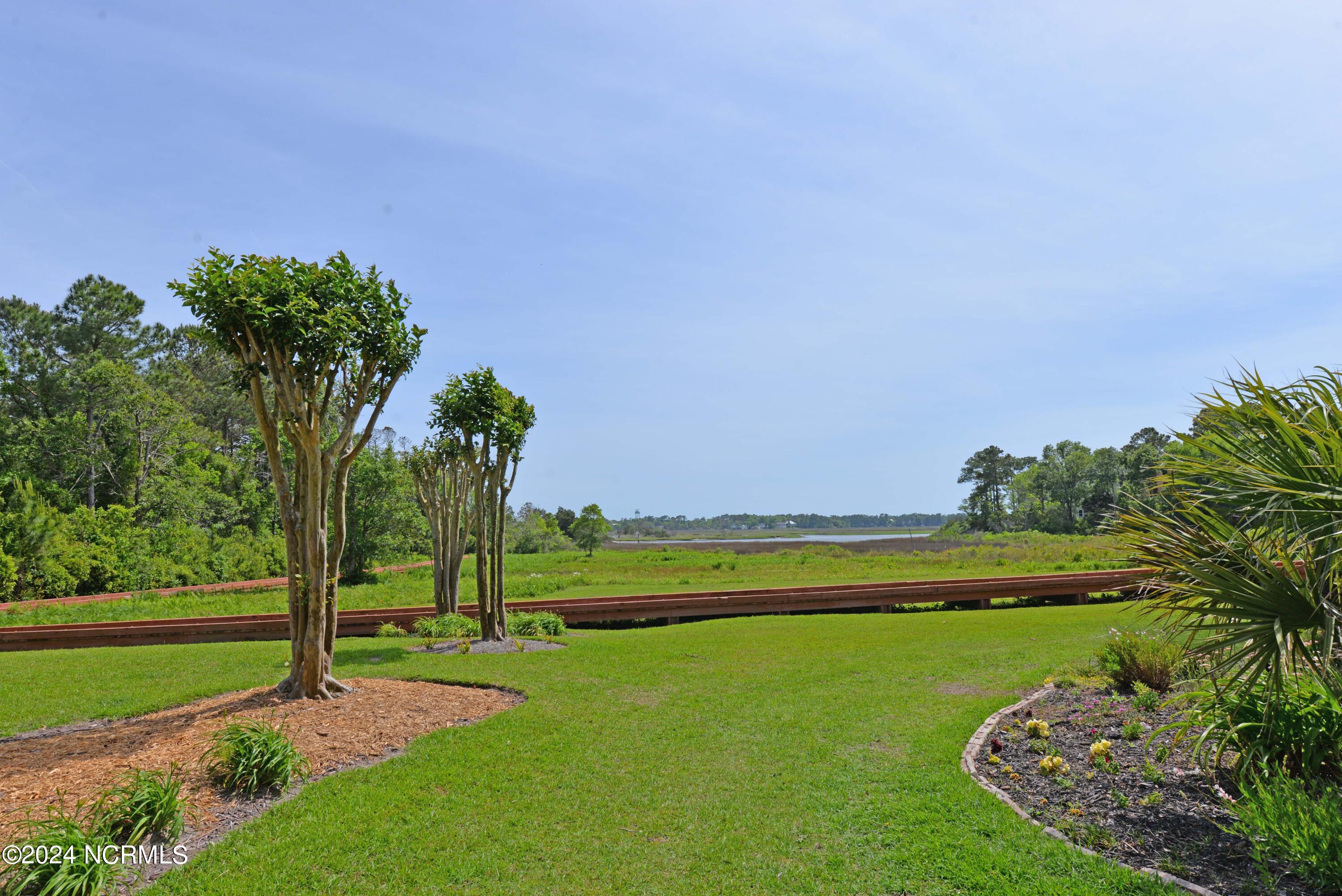 100443482 | Photo 33