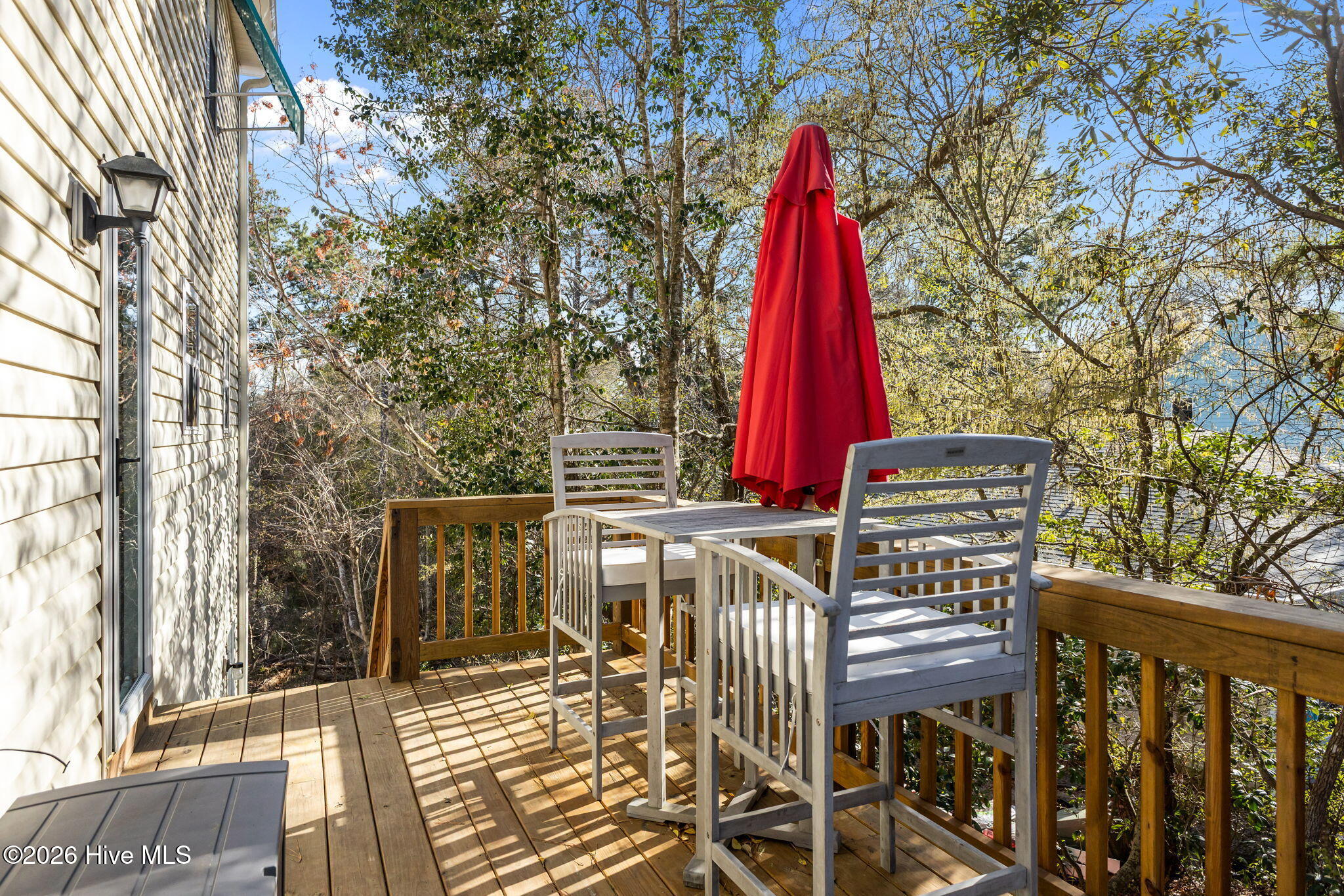 100561446 | Photo 27