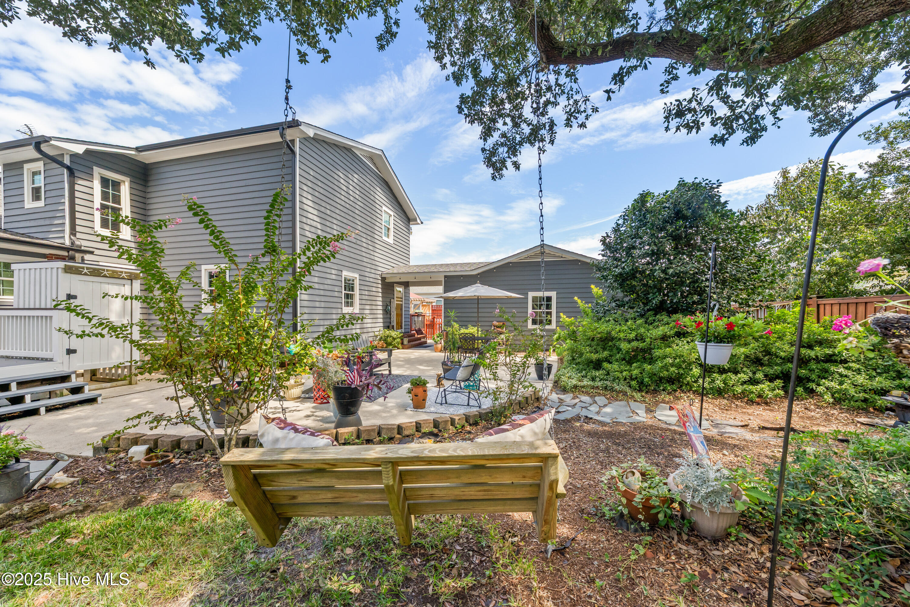 100557788 | Photo 28