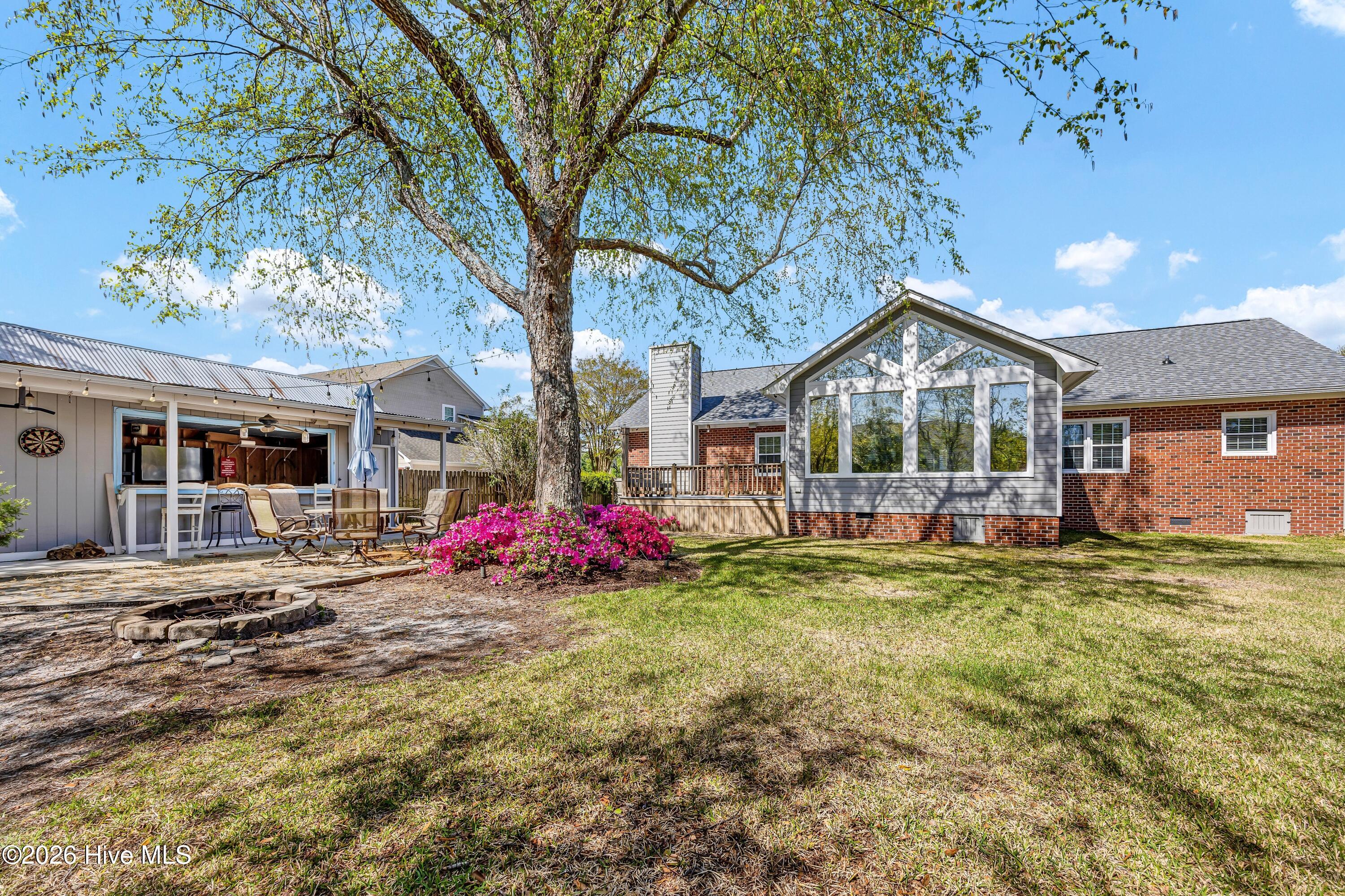 100565343 | Photo 34