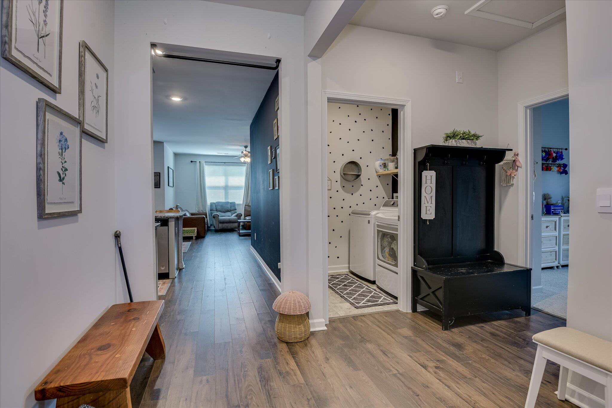 Foyer Mudbench & Laundry room
