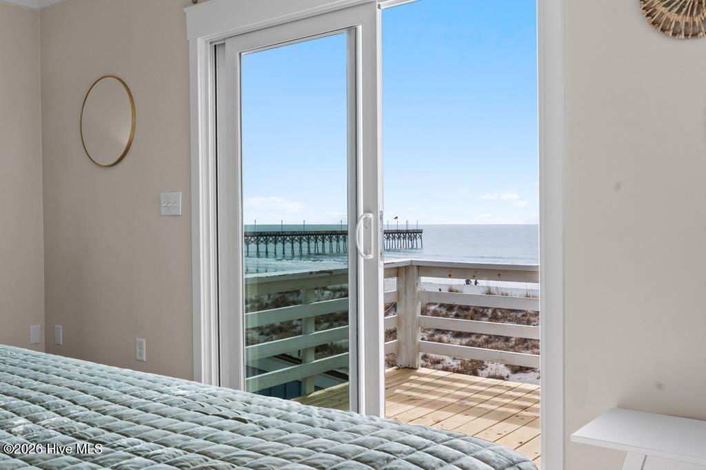 100556593 | Photo 40