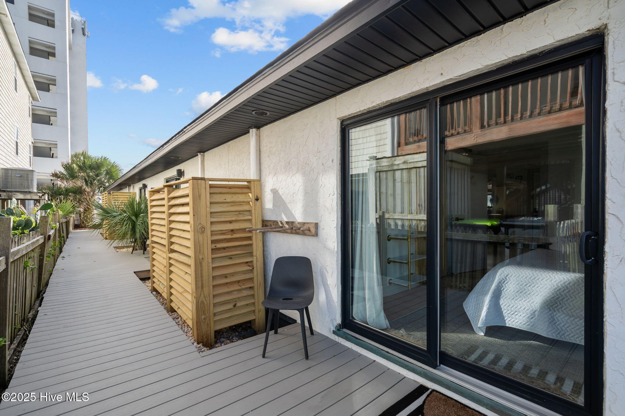 100534749 | Photo 18