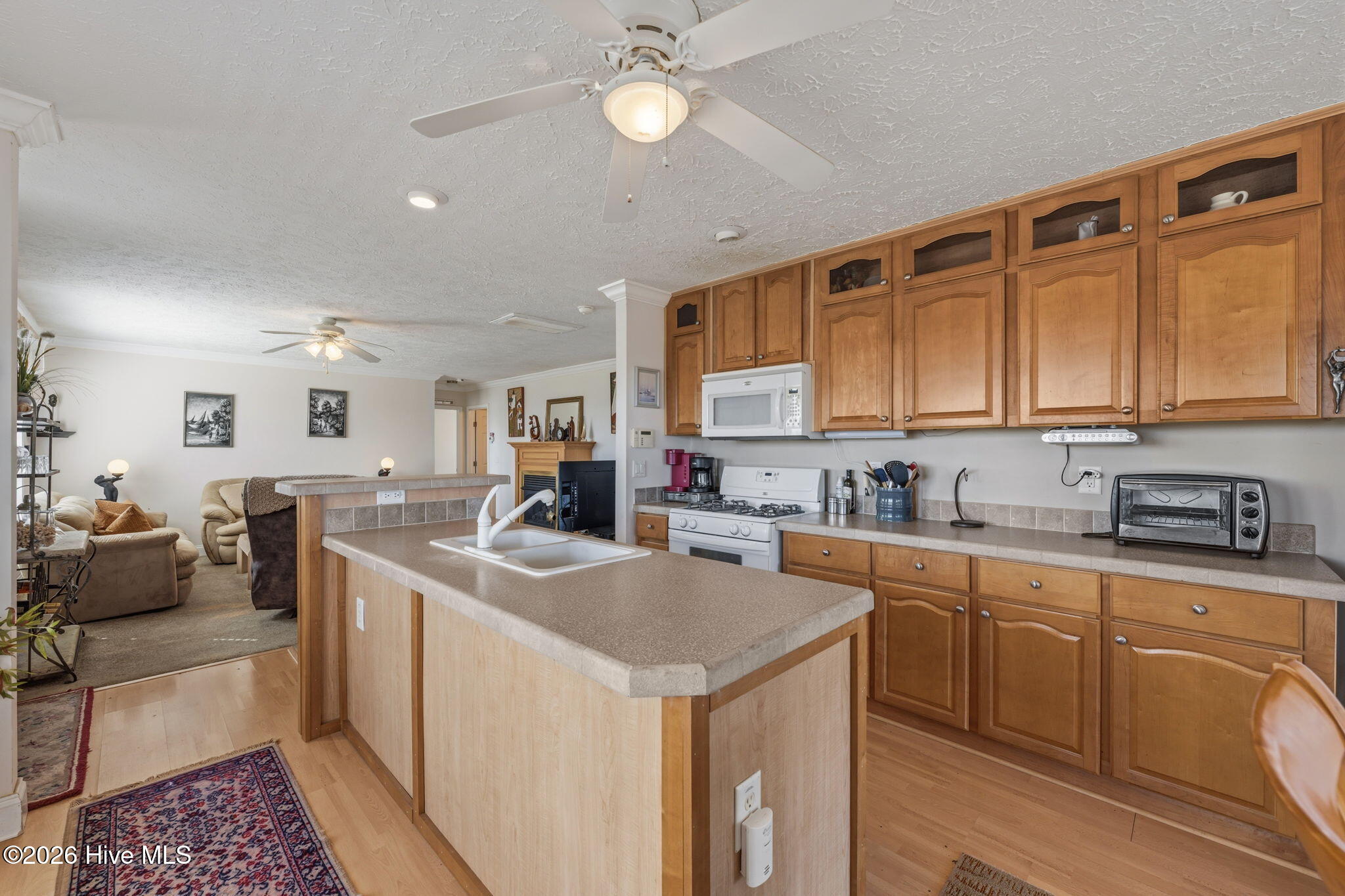 7569 Florence Road,Merritt