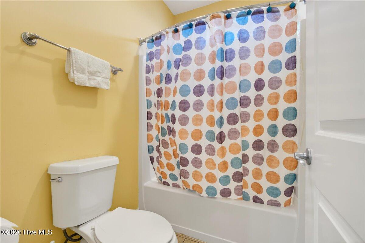 100549293 | Photo 54